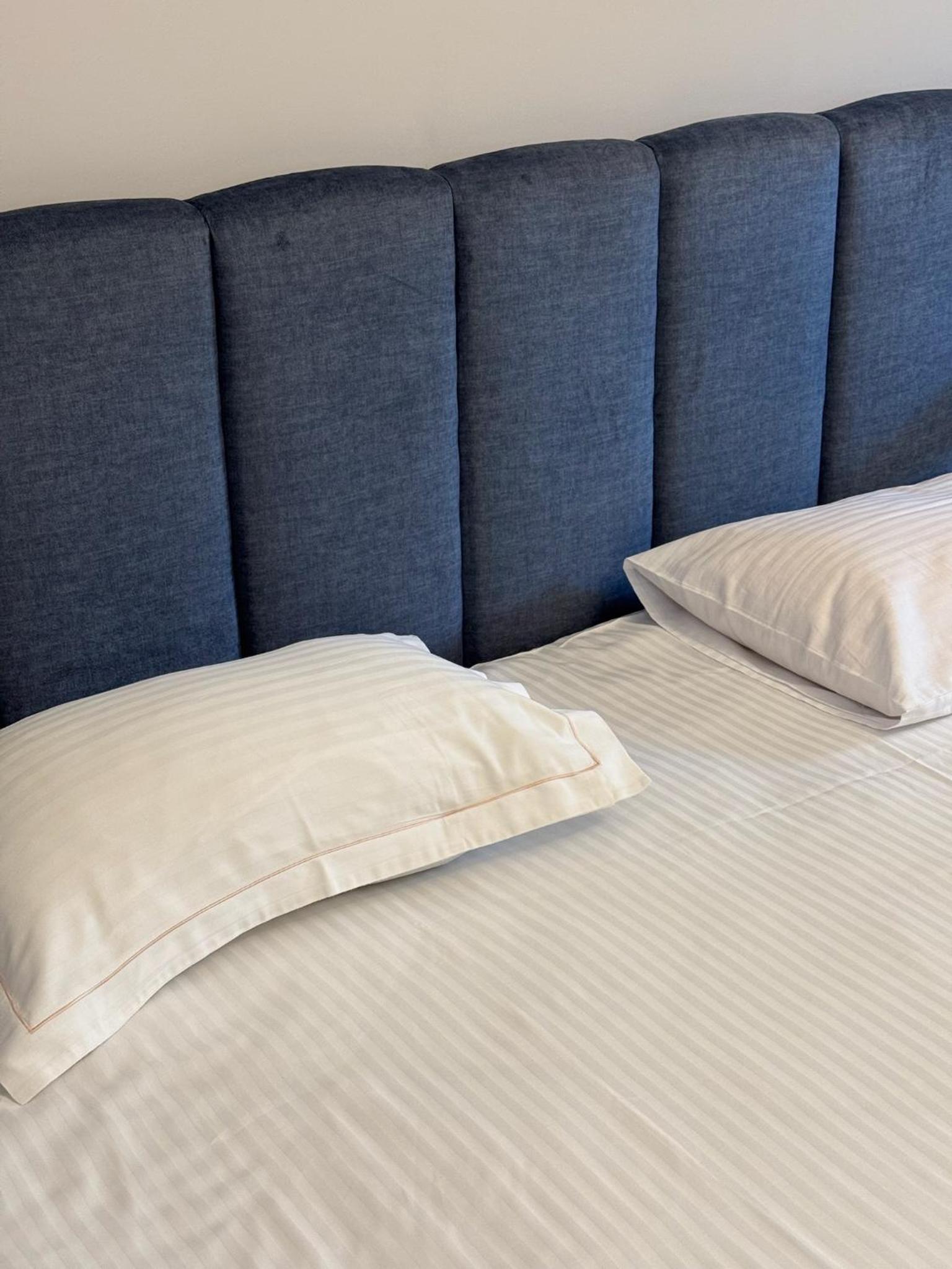 Deluxe Room (2 Adults + 1 Child) photo 1
