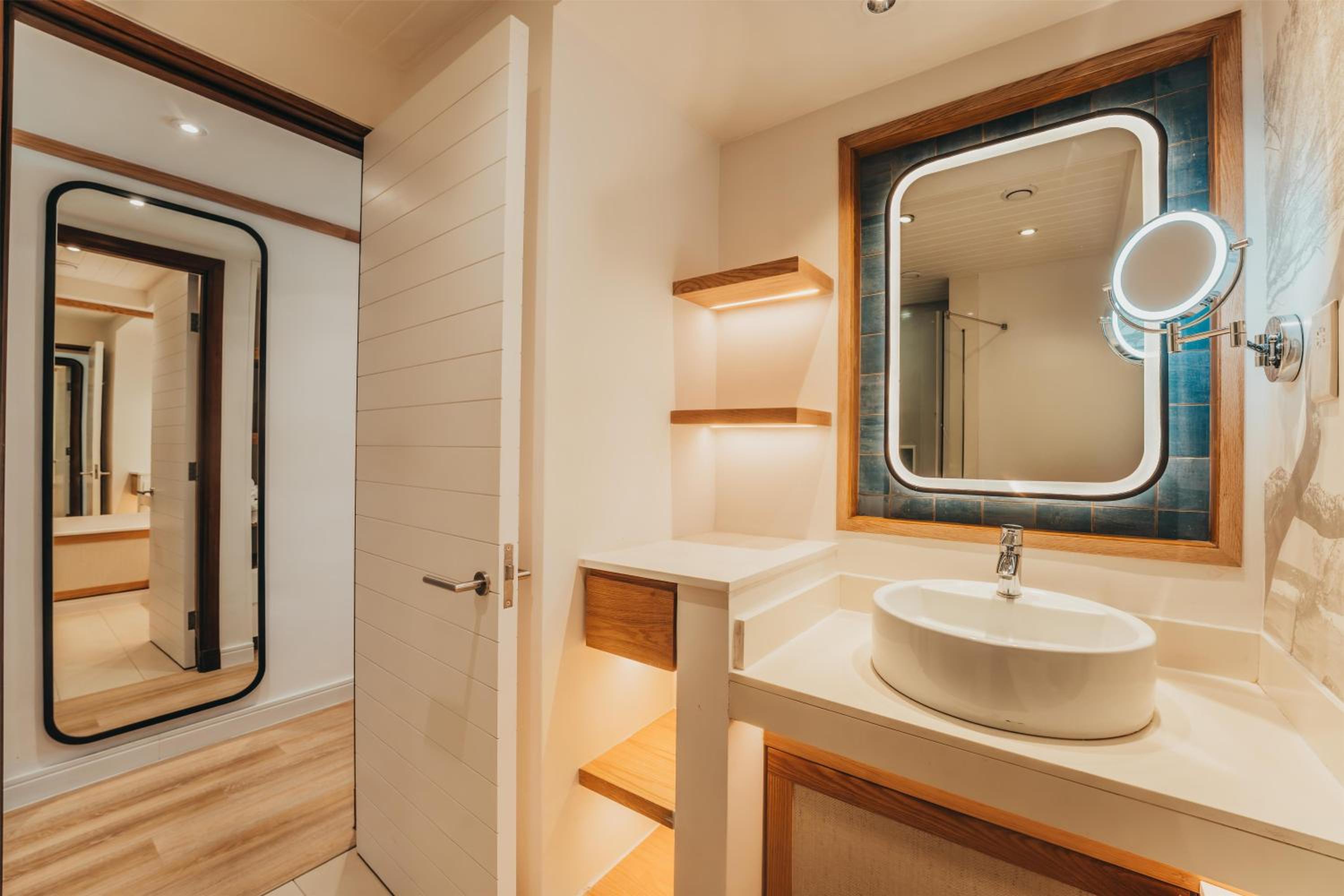 Superior Room with Mountain View