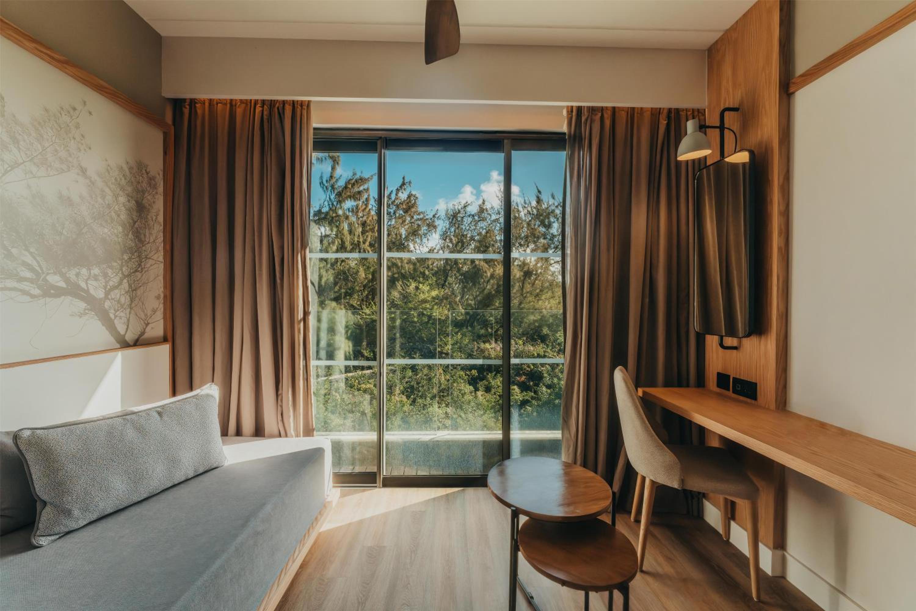 Superior Room with Mountain View photo 2