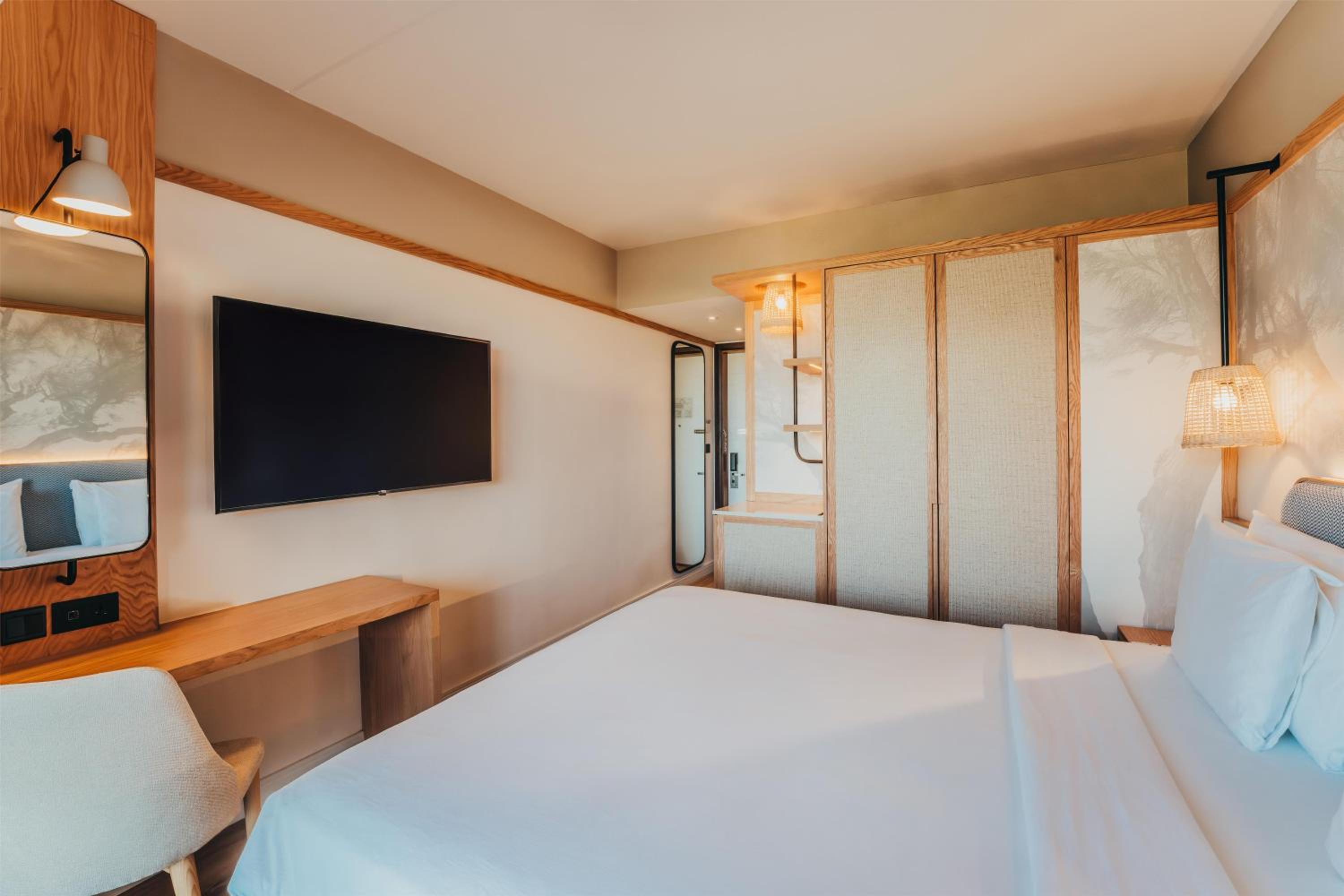 Superior Room with Mountain View