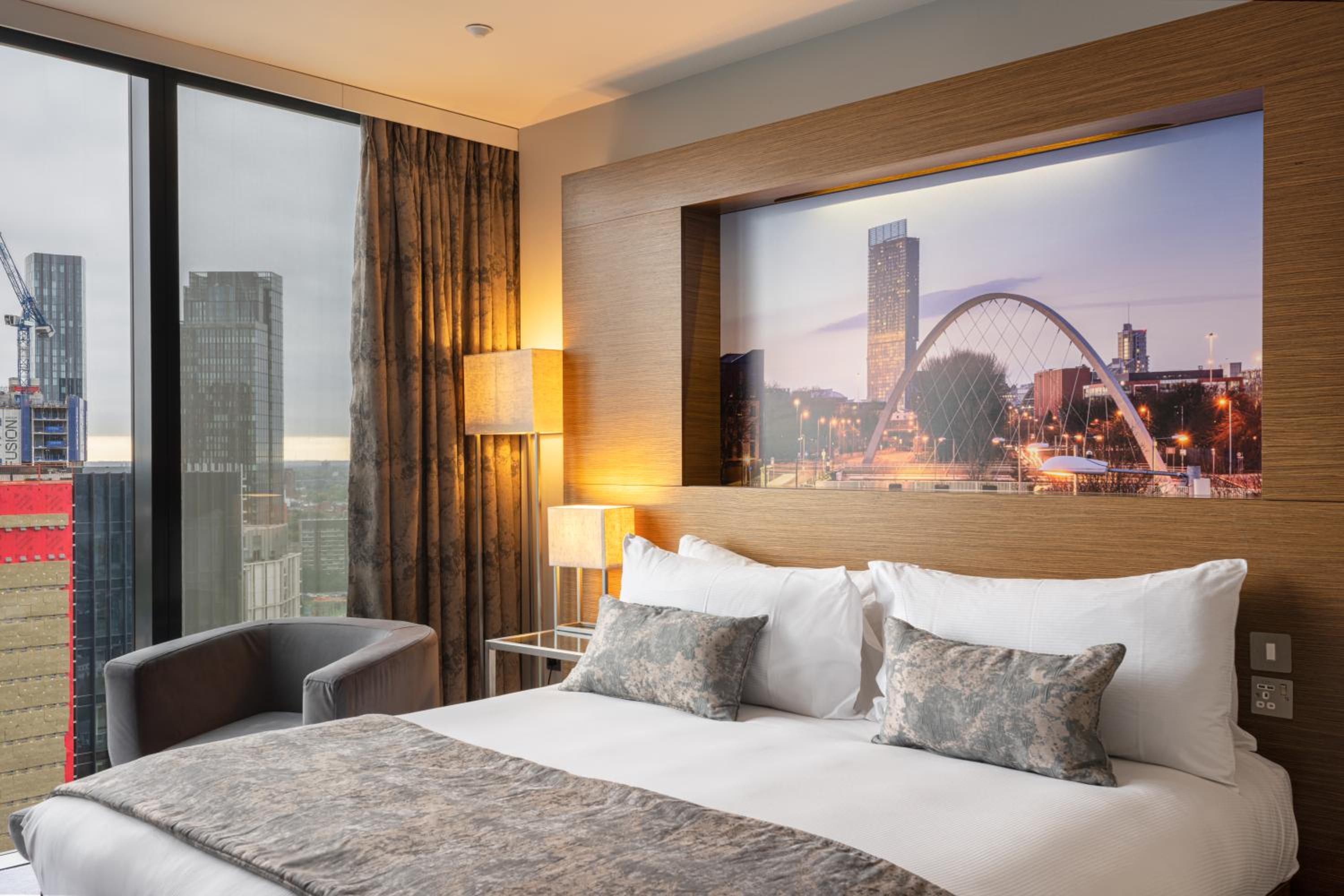 Classic King Room - Skyline - Photo 2