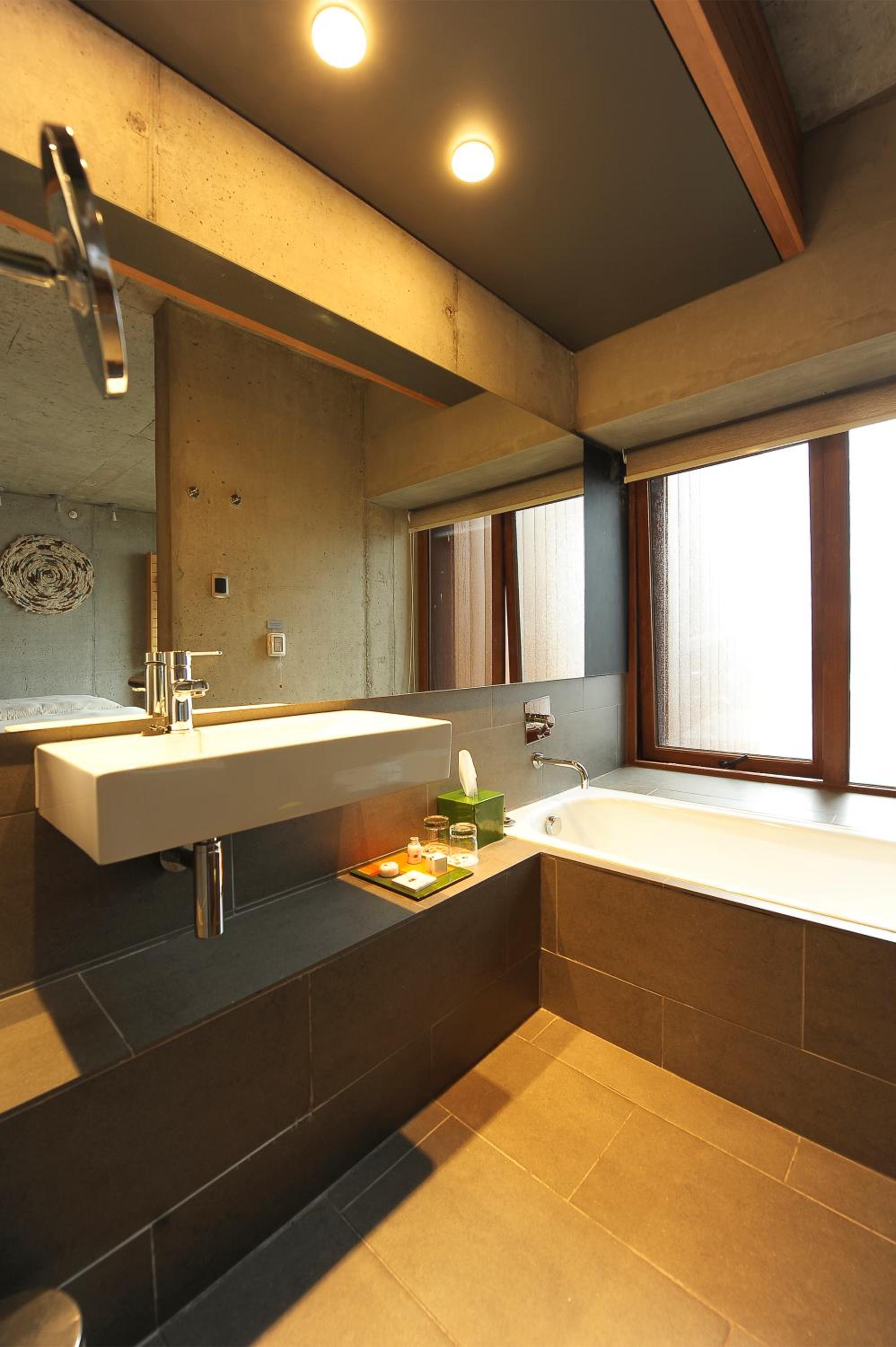 Standard Double or Twin Room photo 3