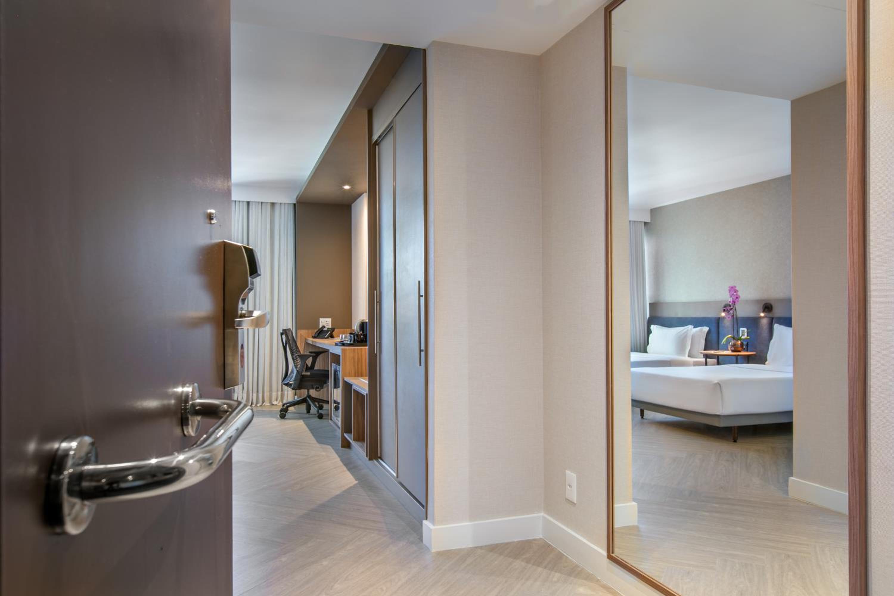 Premium Twin Room