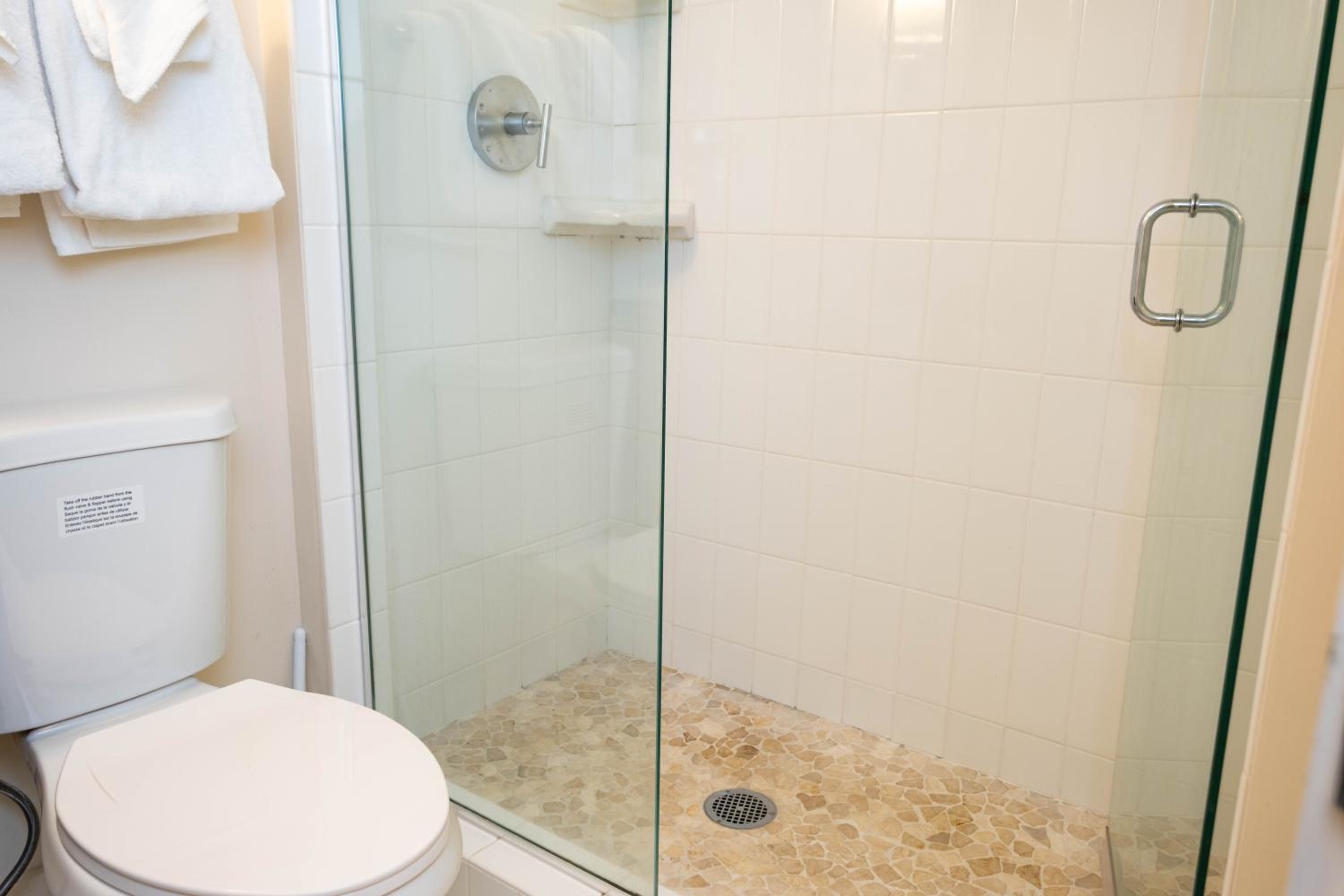 Residential Queen Pet Friendly