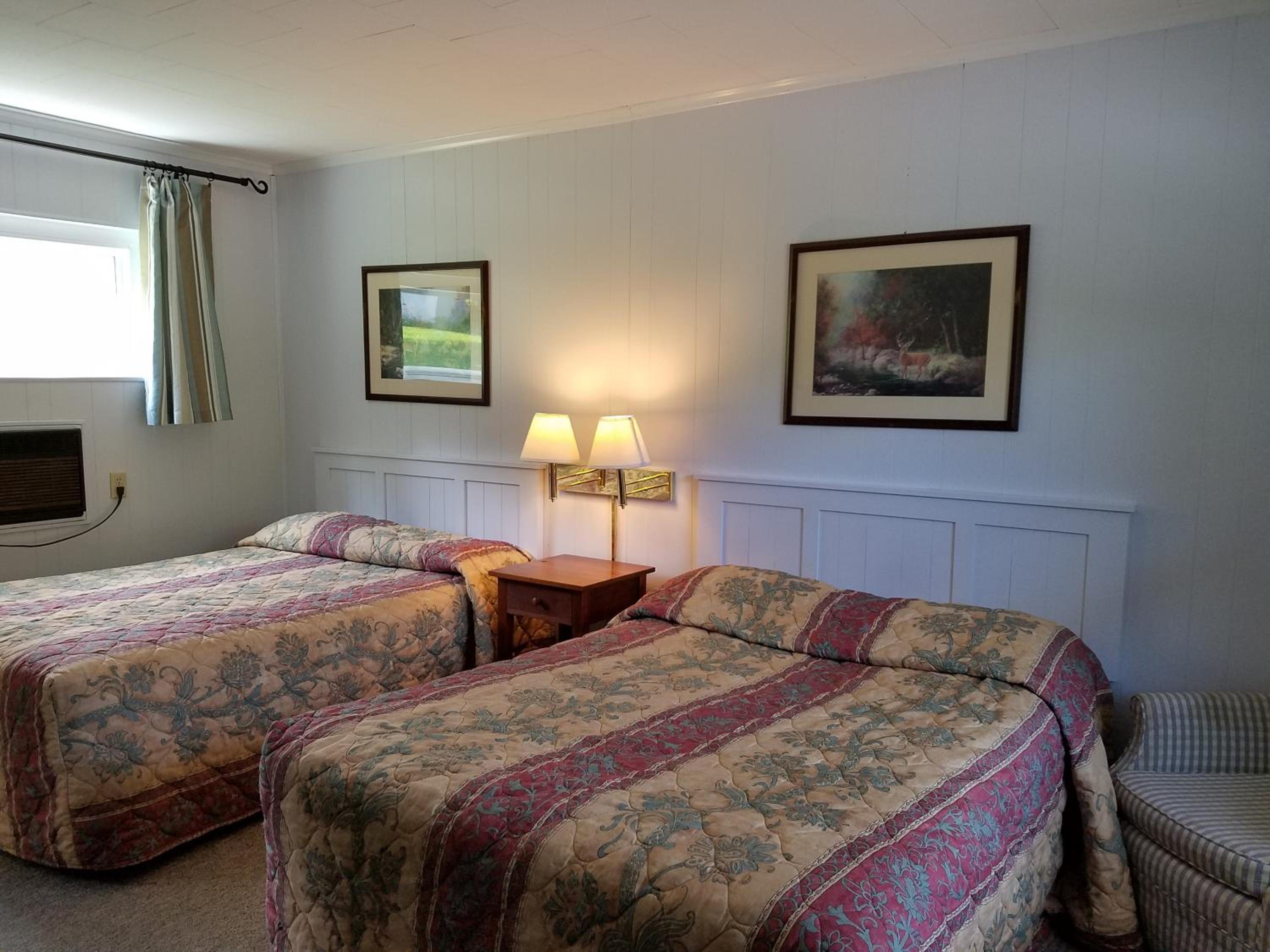 Budget Double Room photo 2