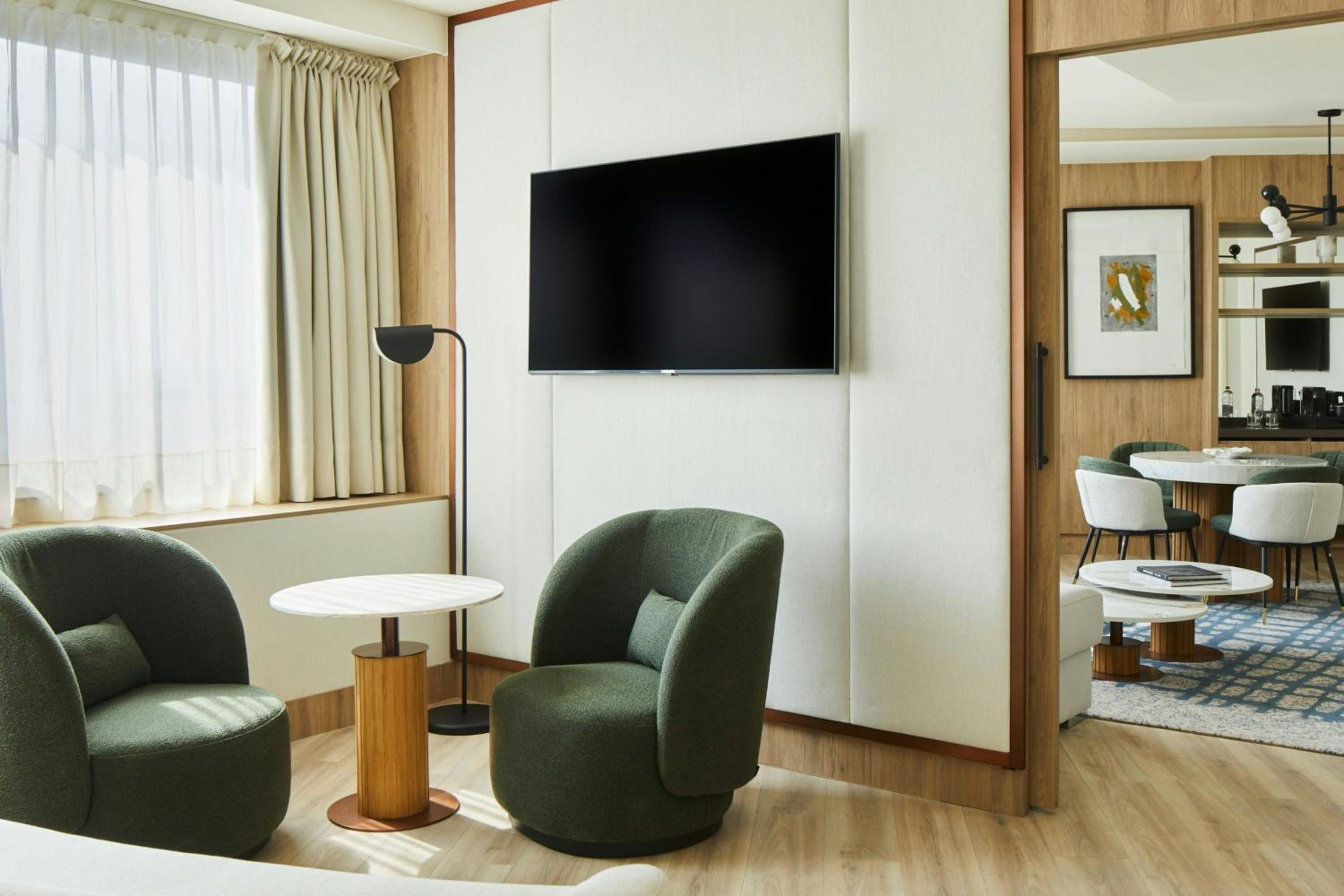 One-Bedroom King Suite with Sofa Bed and City View - Photo 10