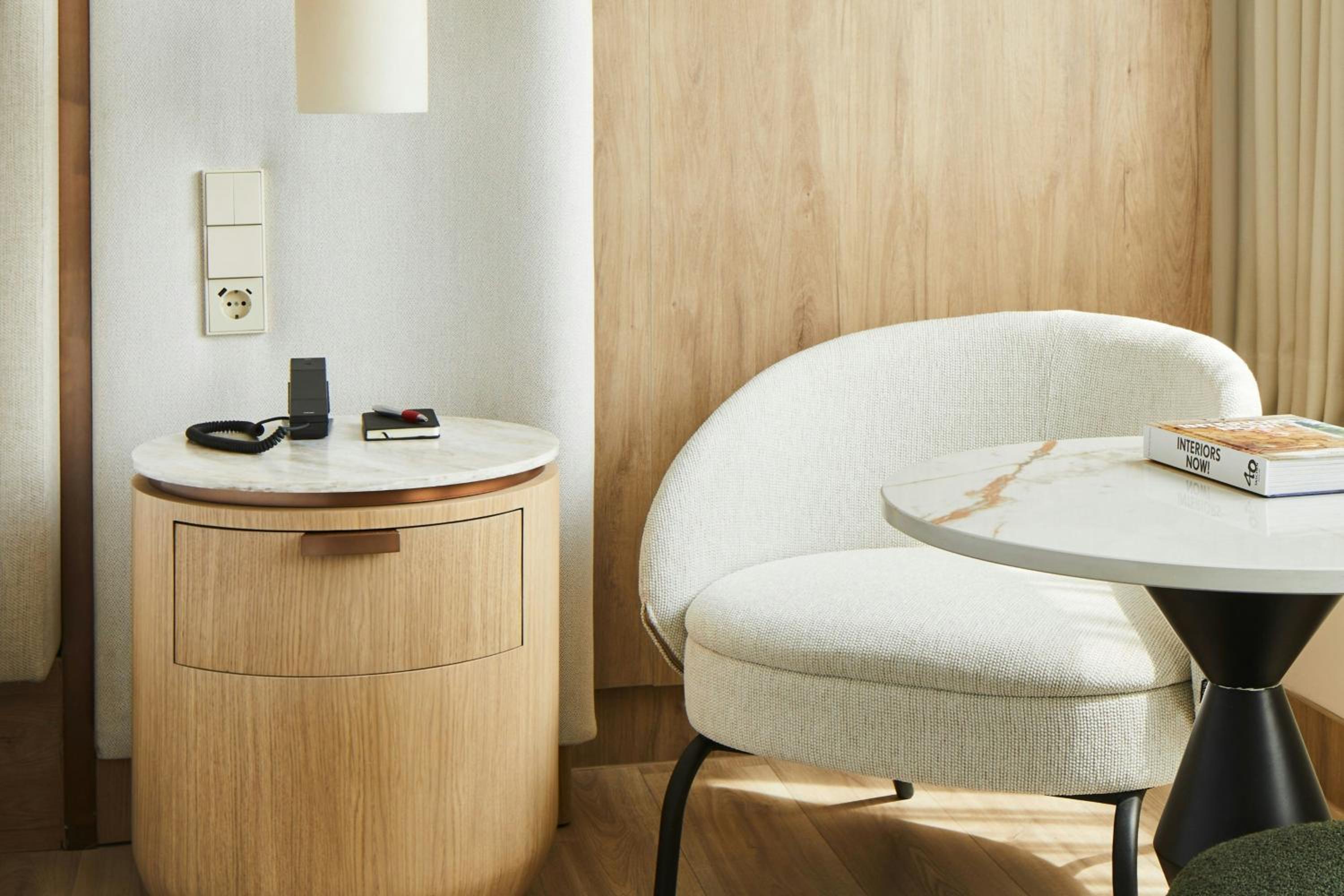 One-Bedroom King Suite with Sofa Bed and City View - Photo 15