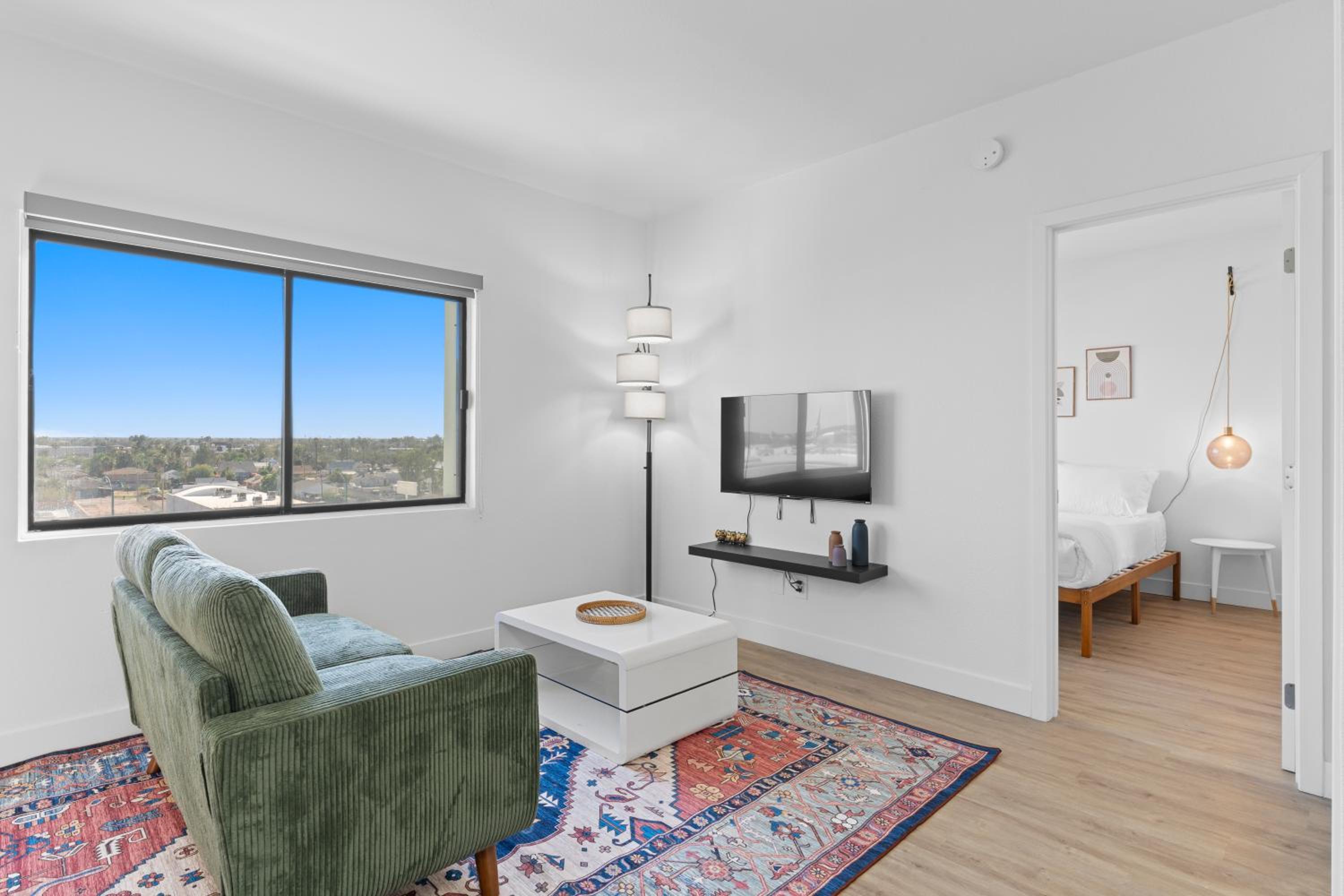 One-Bedroom Apartment photo 3