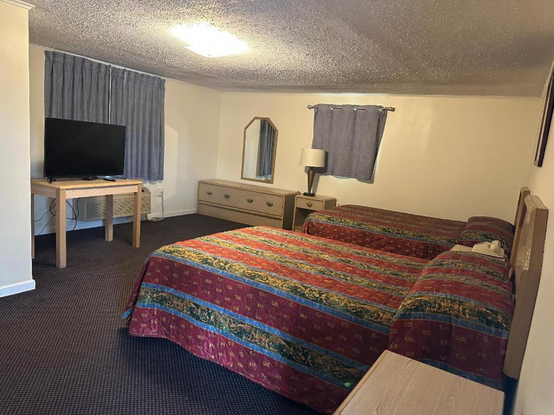 Double Room - Non-Smoking