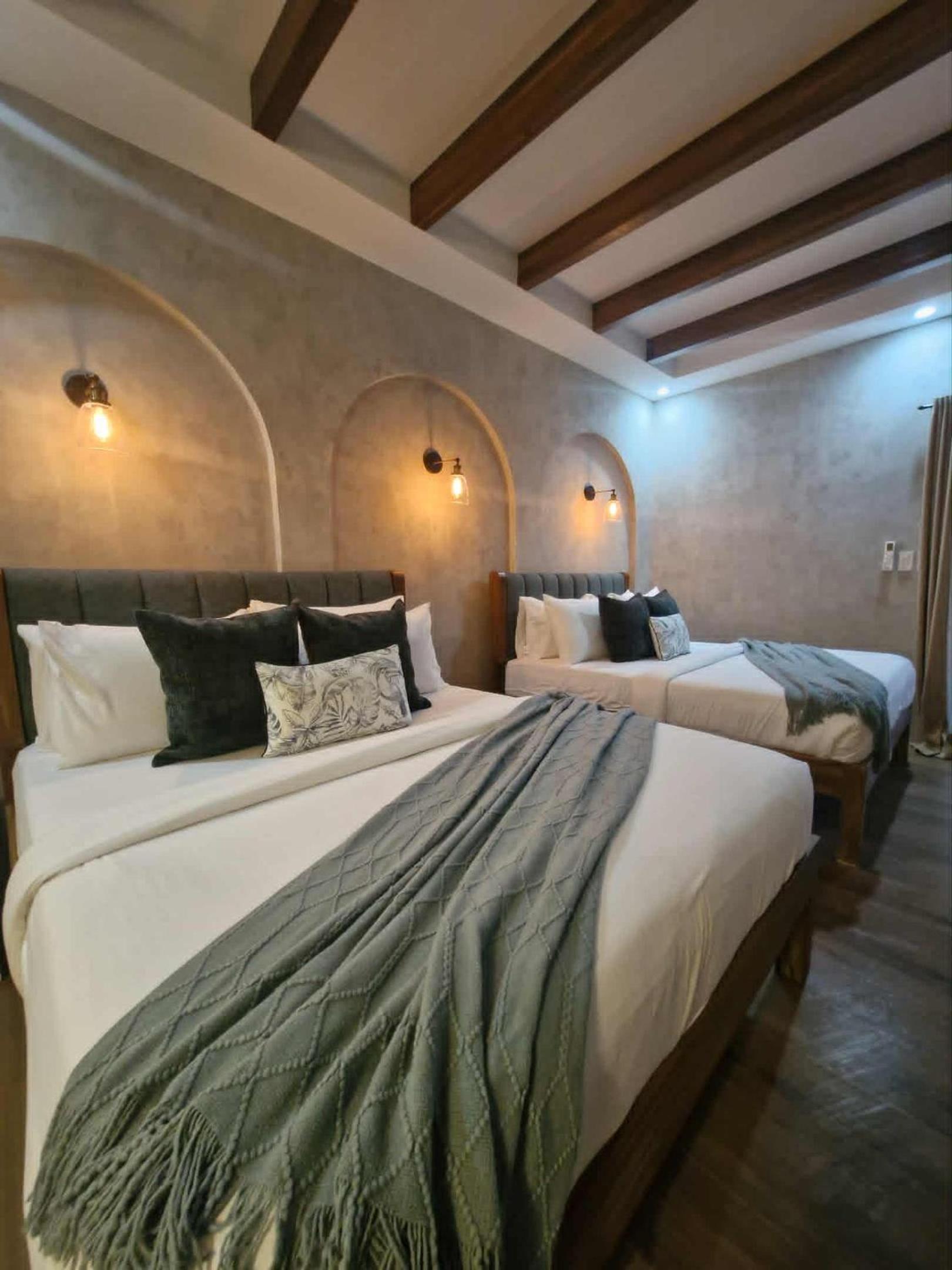 Quadruple Room - Photo 15