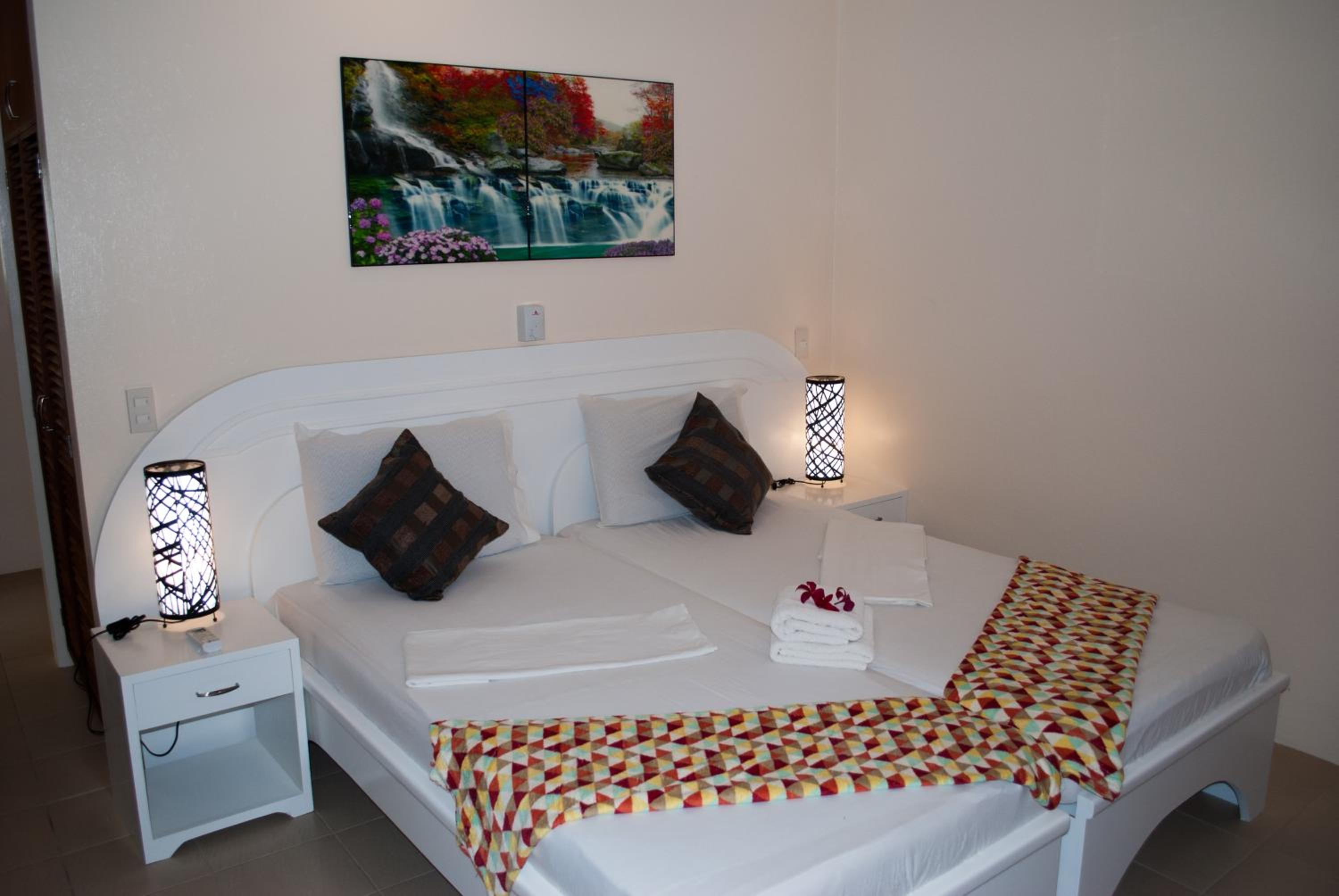 Superior Double or Twin Room - Photo 9