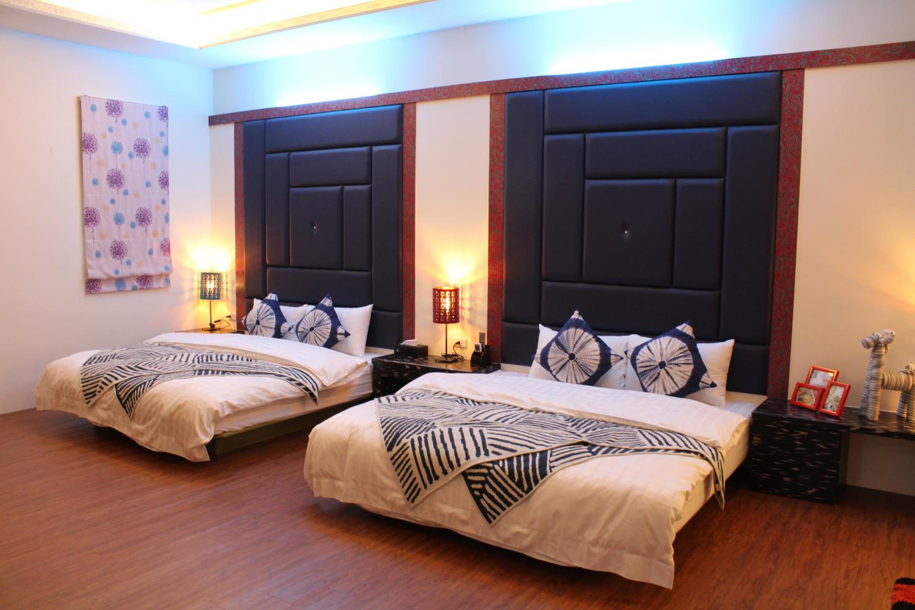 Family Room with Bath photo 1