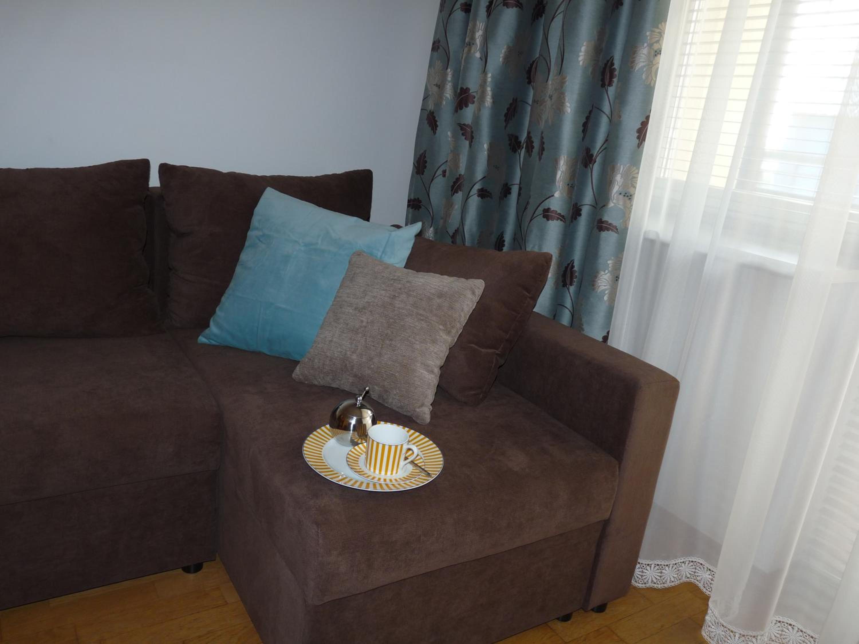 One-Bedroom Apartment - Photo 5