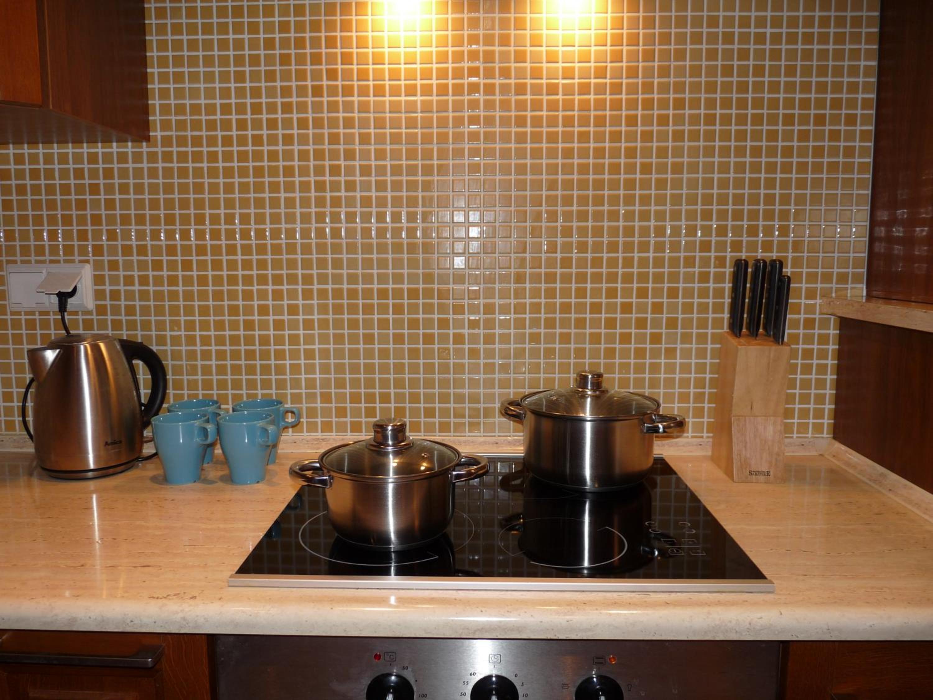 One-Bedroom Apartment - Photo 6