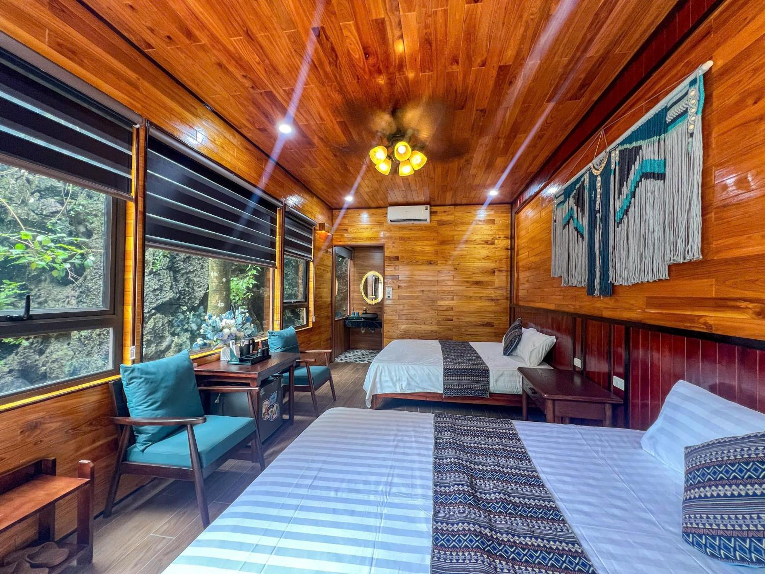 Deluxe Bungalow with Garden View