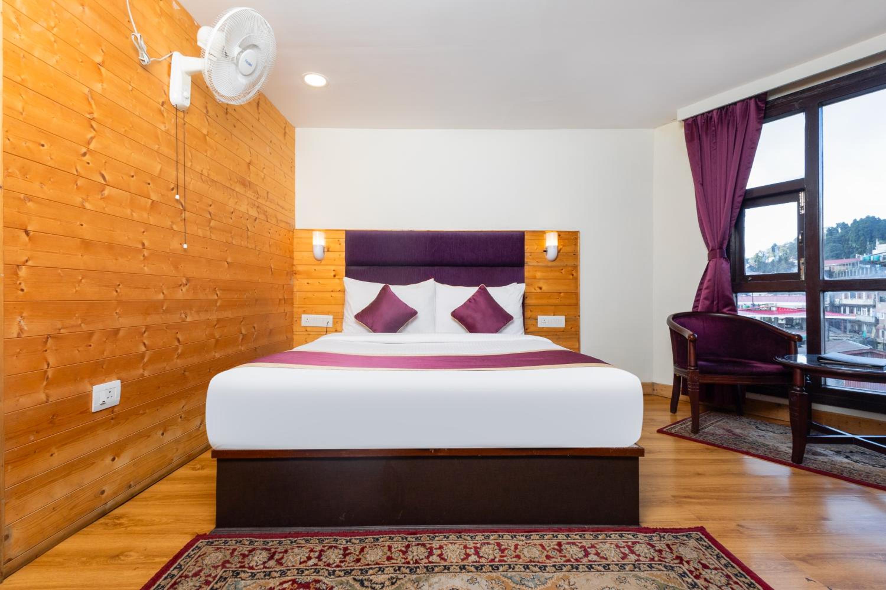 Premium Room with City View  - Photo 7