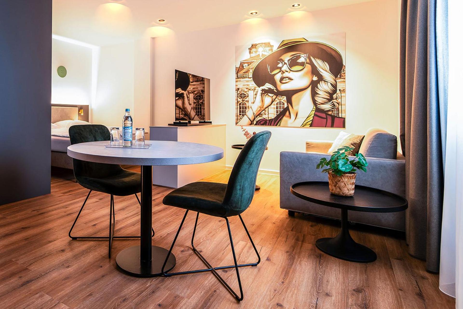 Studio Apartment