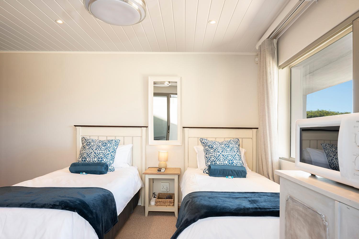 Twin Room with Terrace photo 3