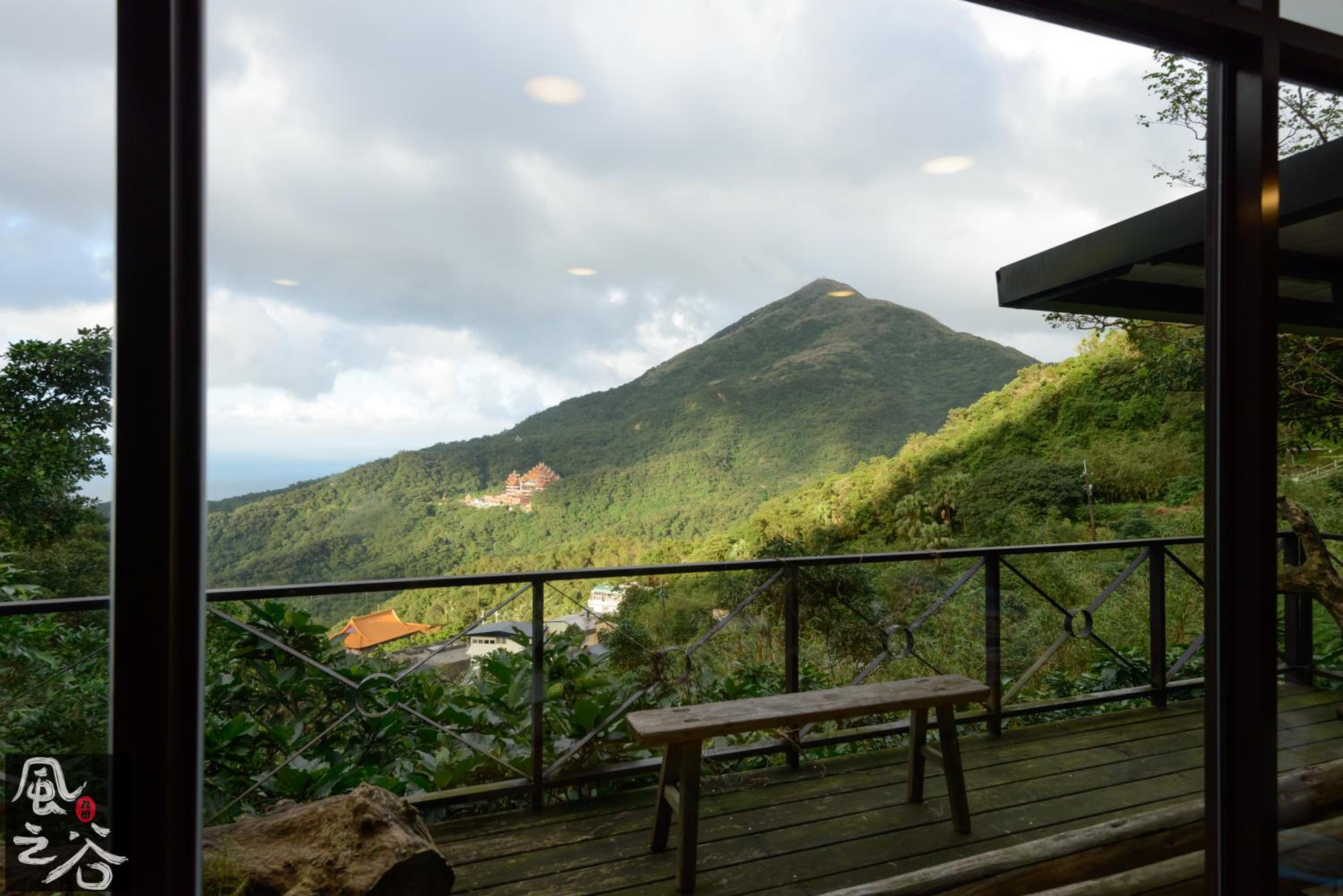 Luxury Quadruple Room with Balcony  photo 2