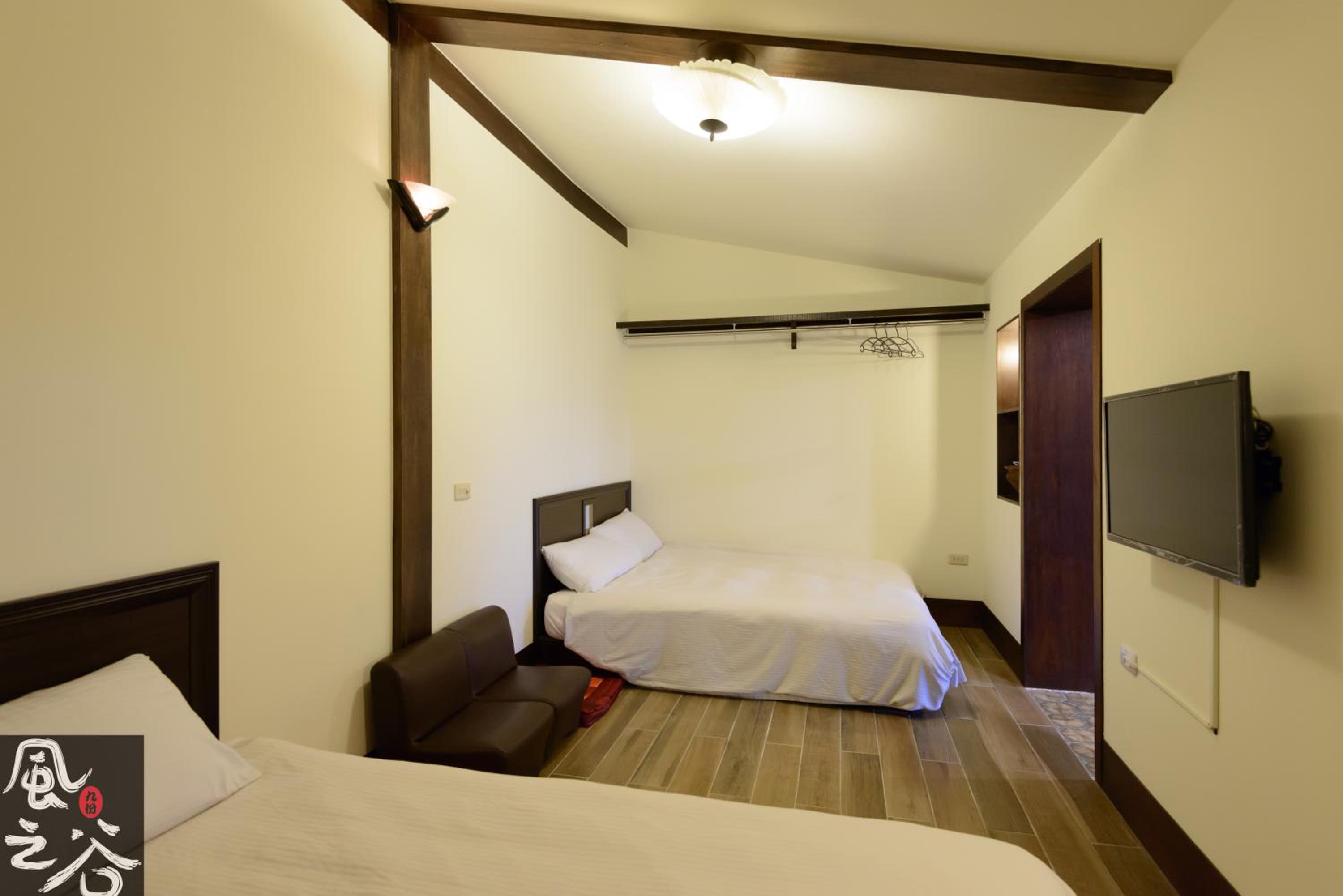 Quadruple Room with Balcony photo 1