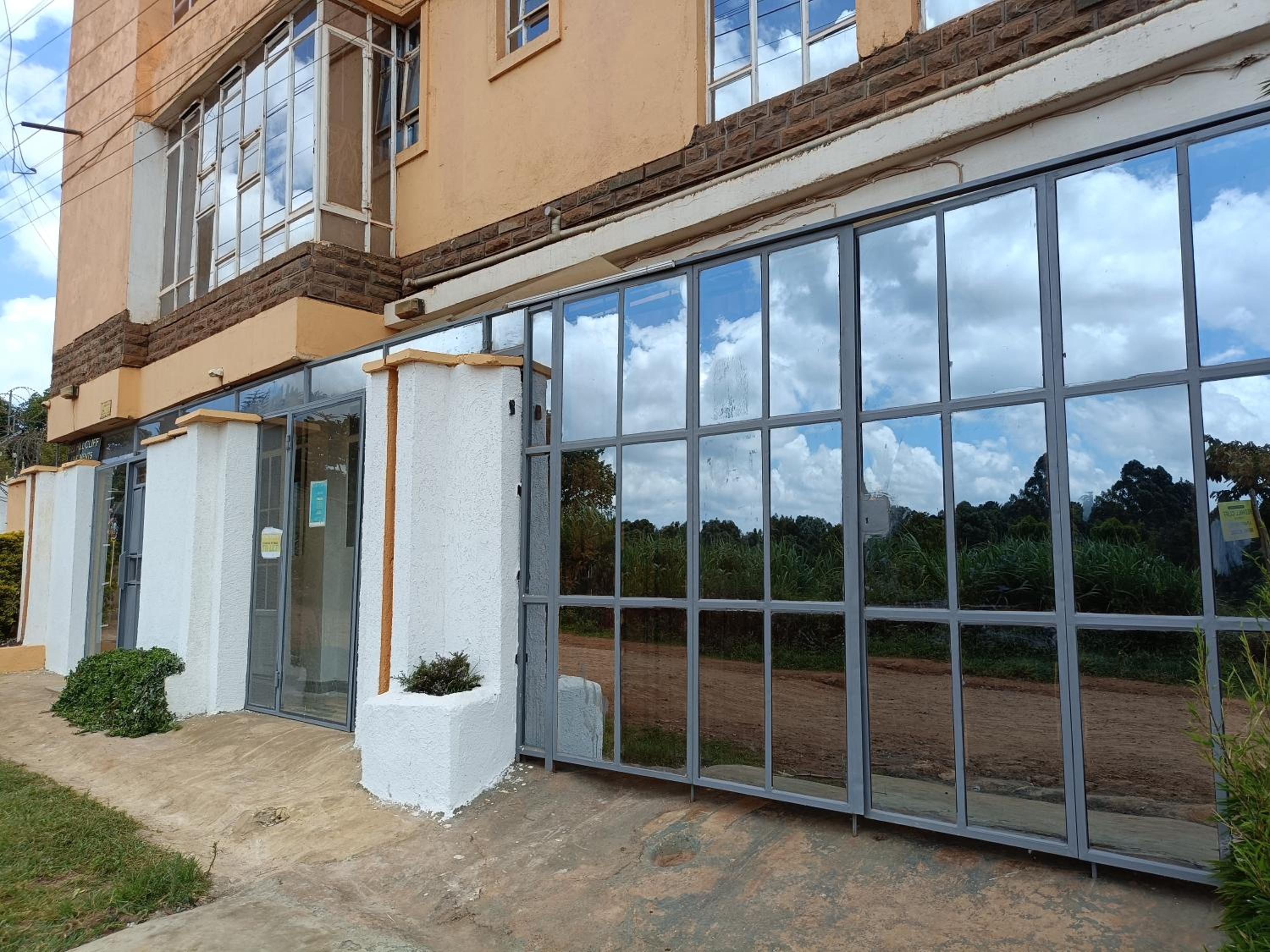 Two-Bedroom Apartment with Garden View - Photo 1