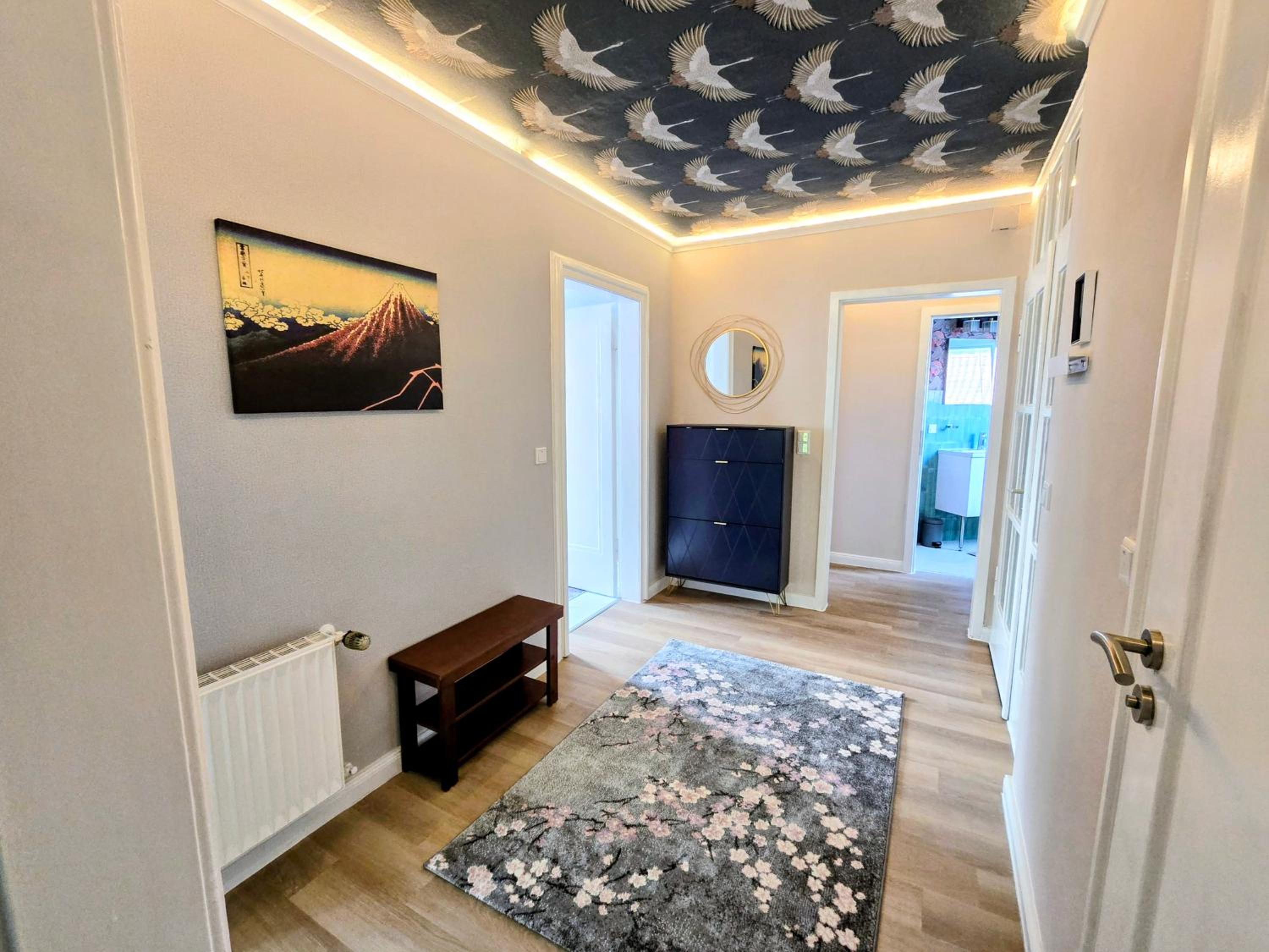 One-Bedroom Apartment - Non-Smoking photo 1
