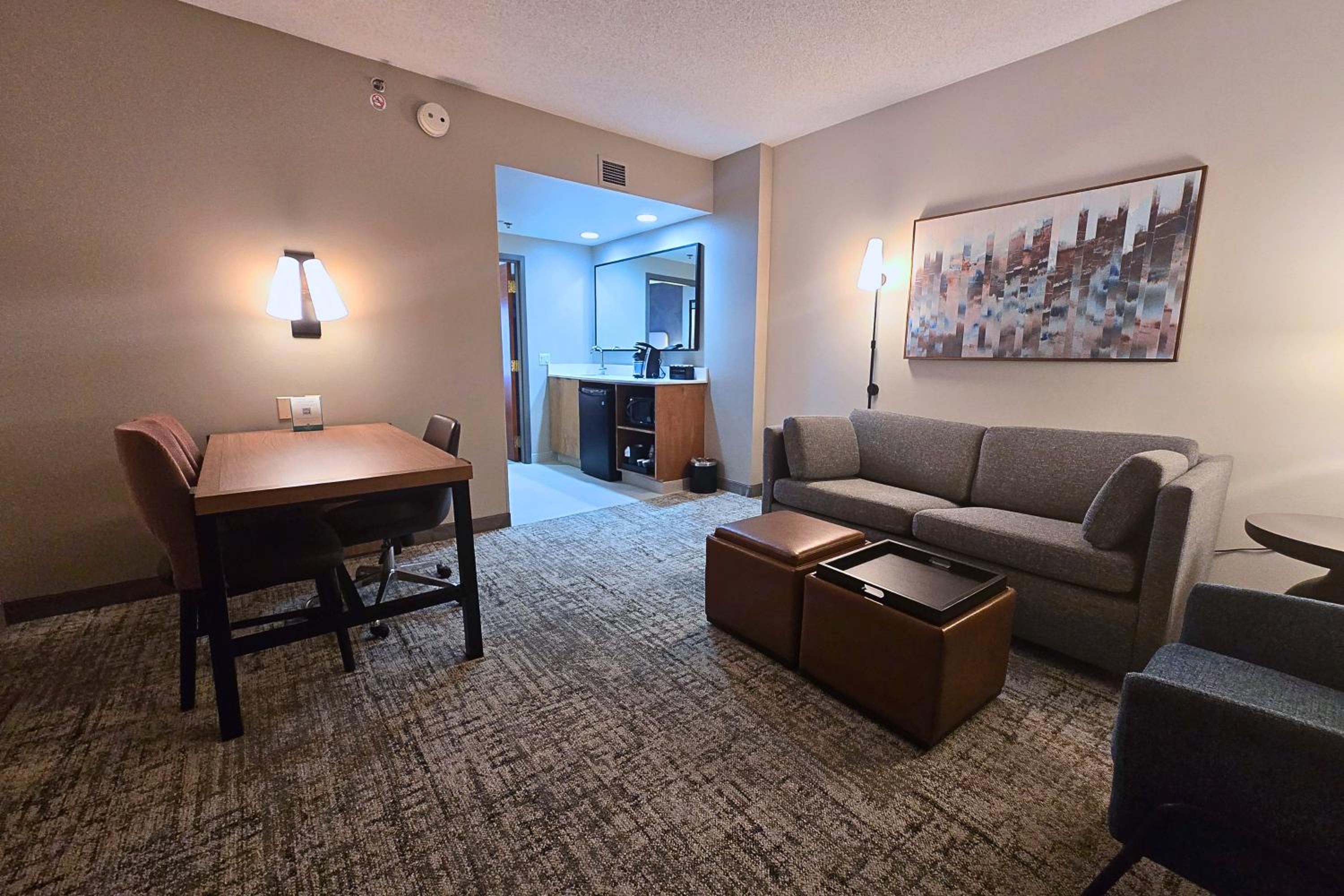 Premium Suite with Two Queen Beds - Photo 2