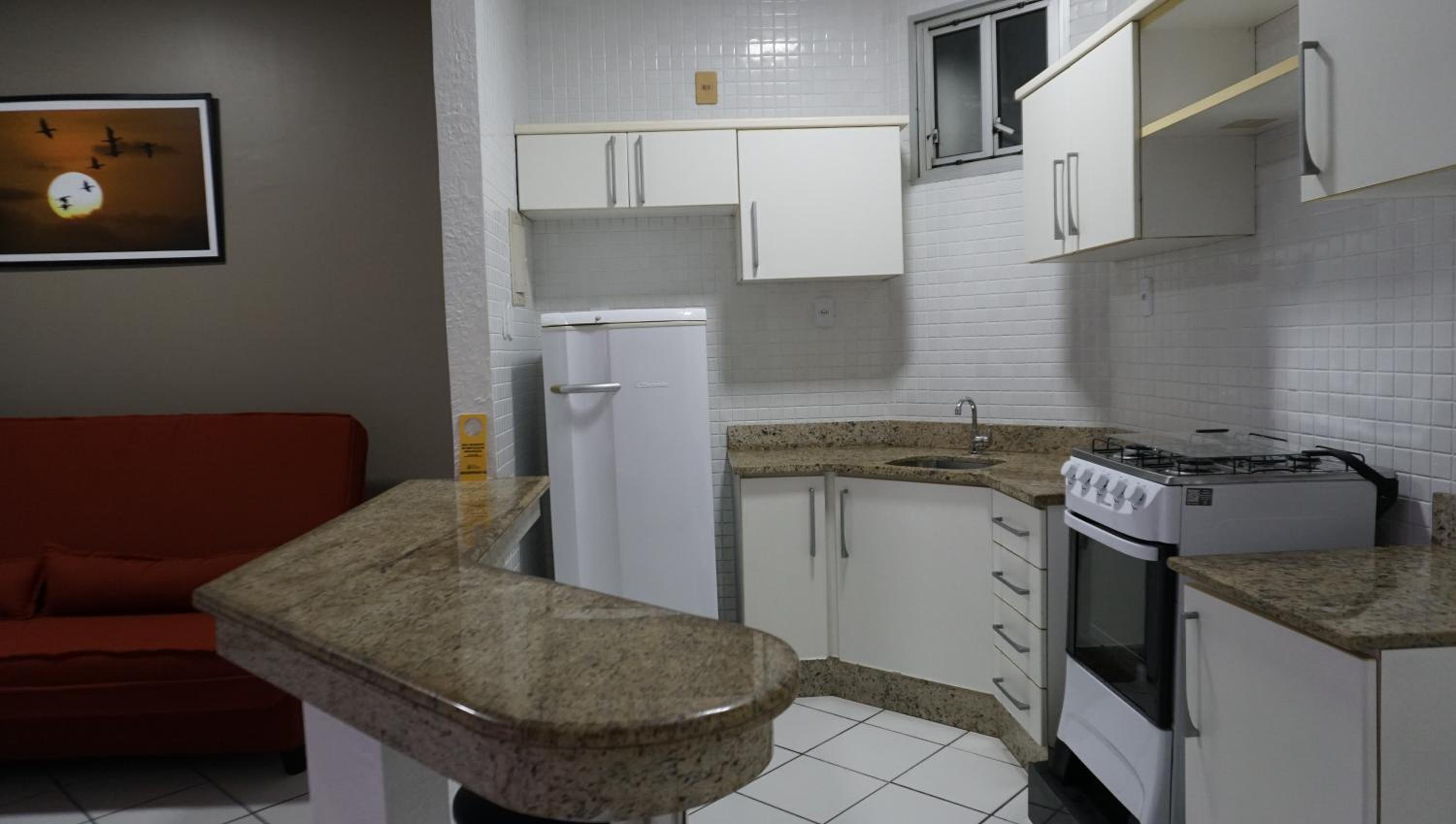 Deluxe One-Bedroom Apartment photo 2