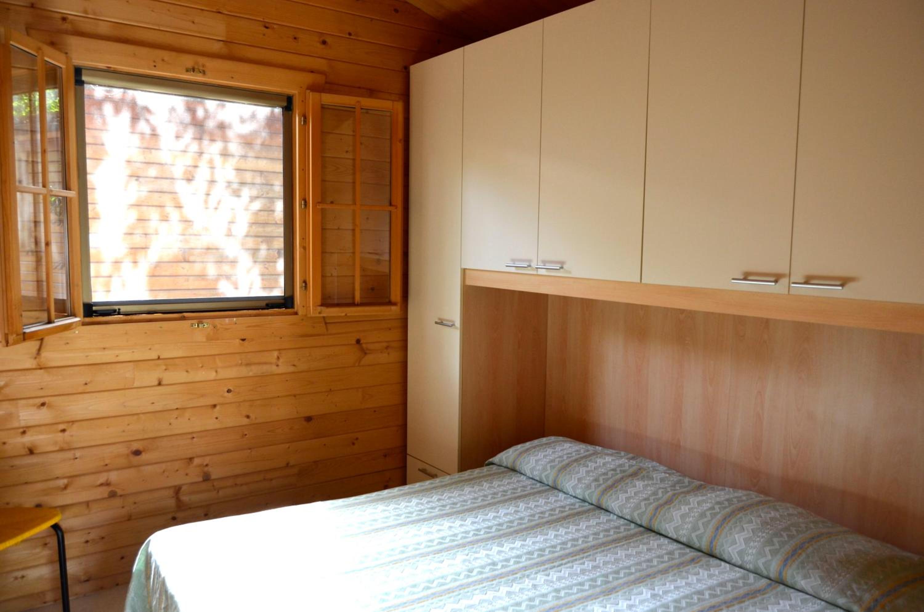 Bungalow photo 1