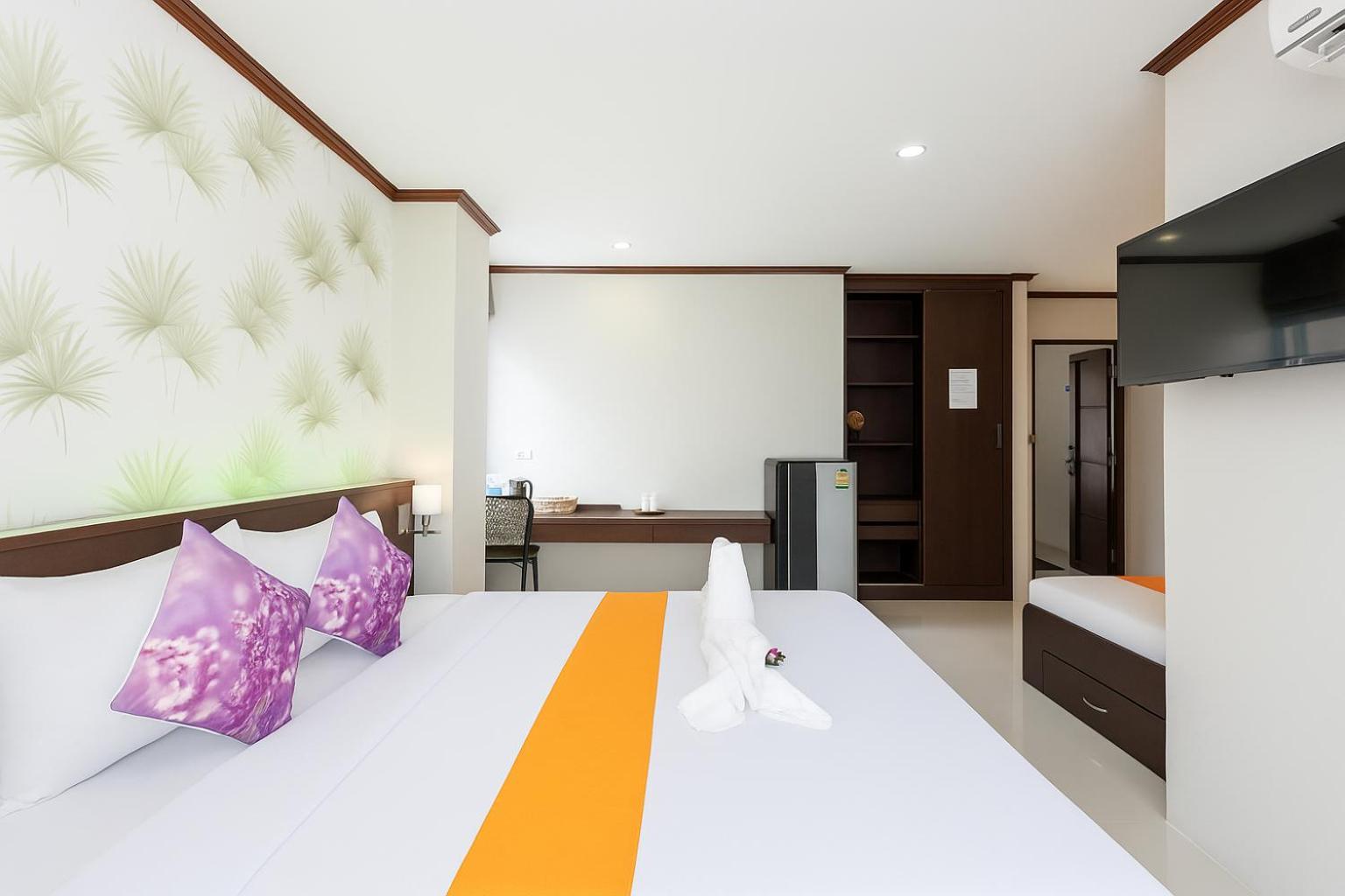 Deluxe Triple Room