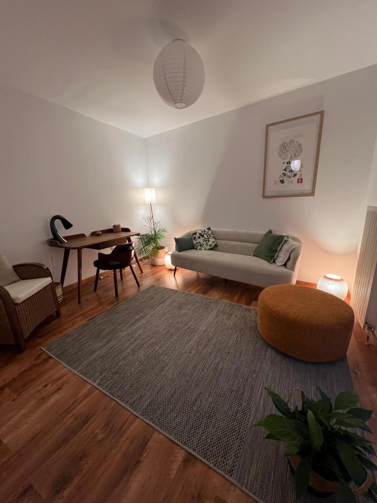 One-Bedroom Apartment photo 2