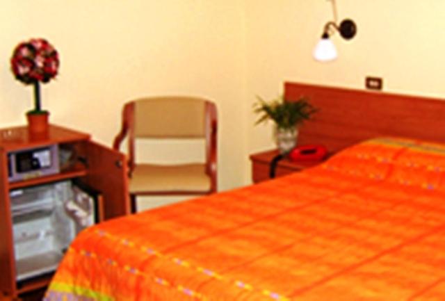 Double or Twin Room - Photo 2