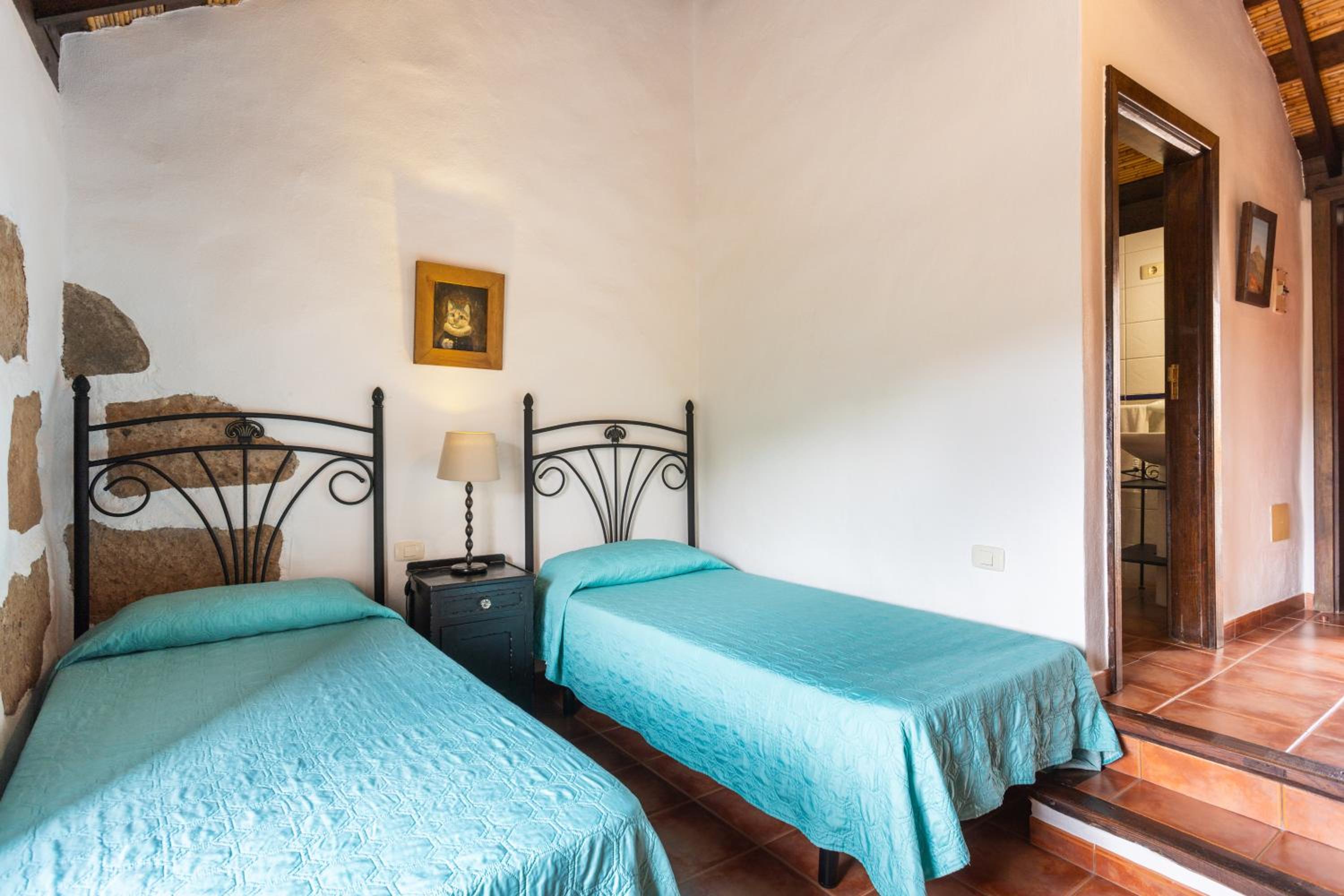 Double or Twin Room photo 2