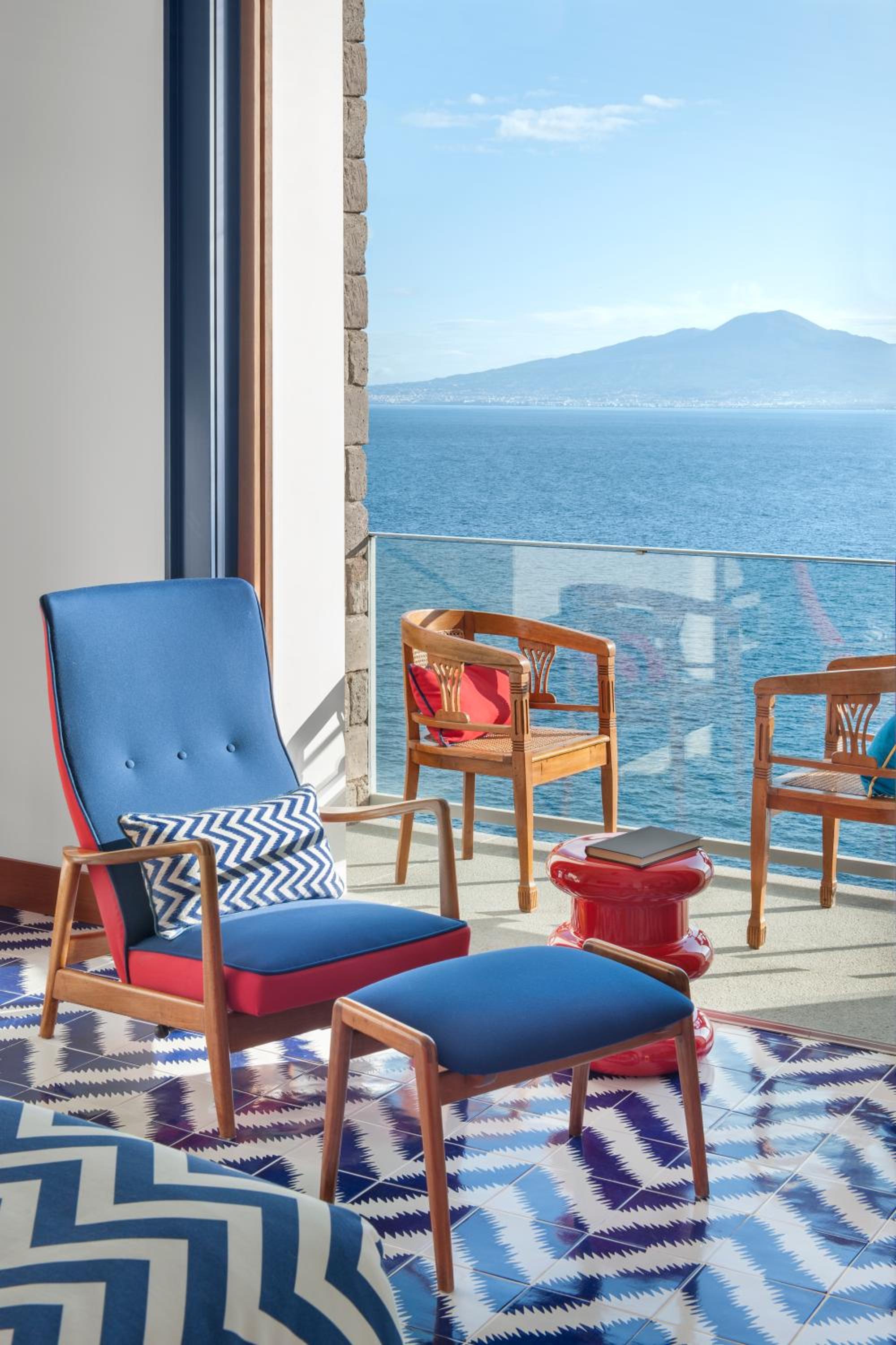 Junior Suite with Sea View - Photo 3