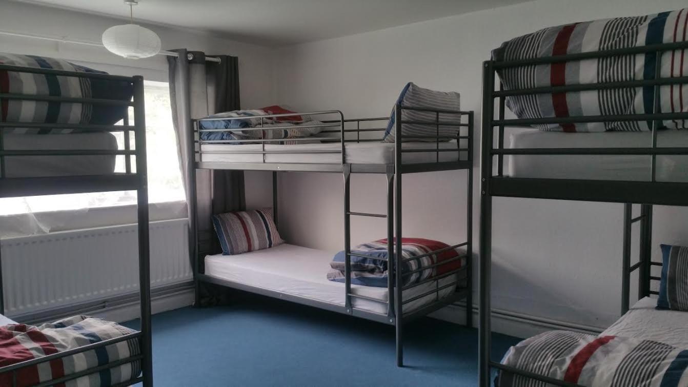 Bed in 6-Bed Mixed Dormitory Room photo 2