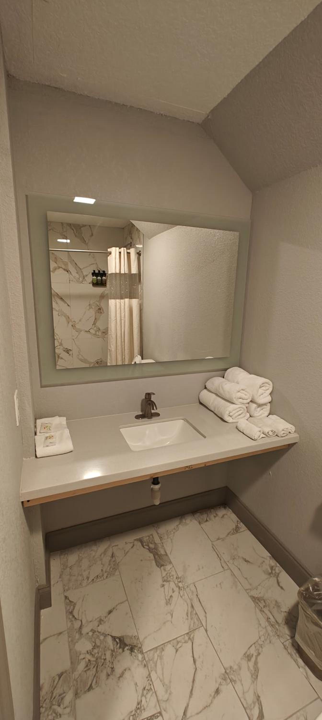 King Room with Mountain View photo 1