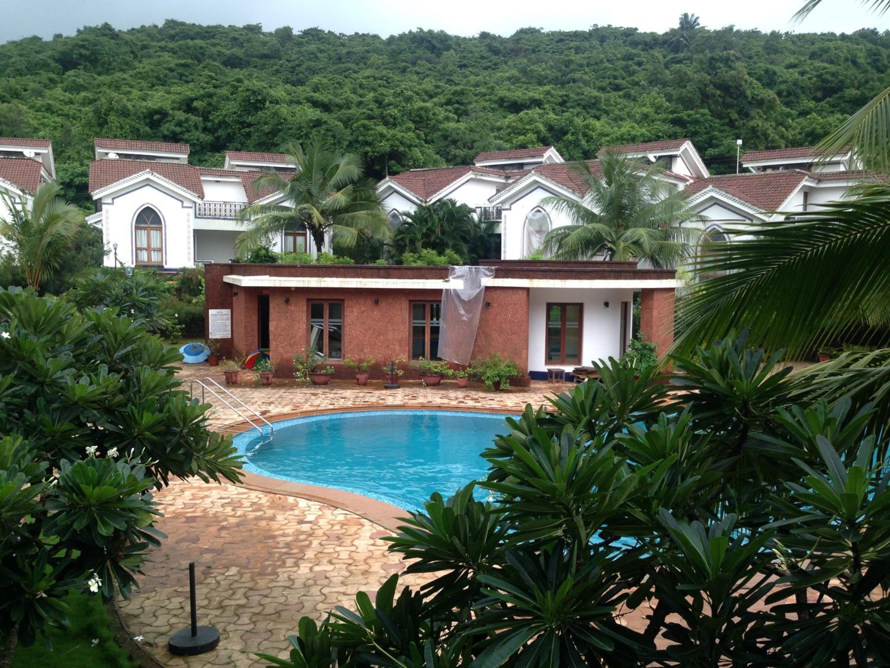Apartment with Pool View  - Photo 13