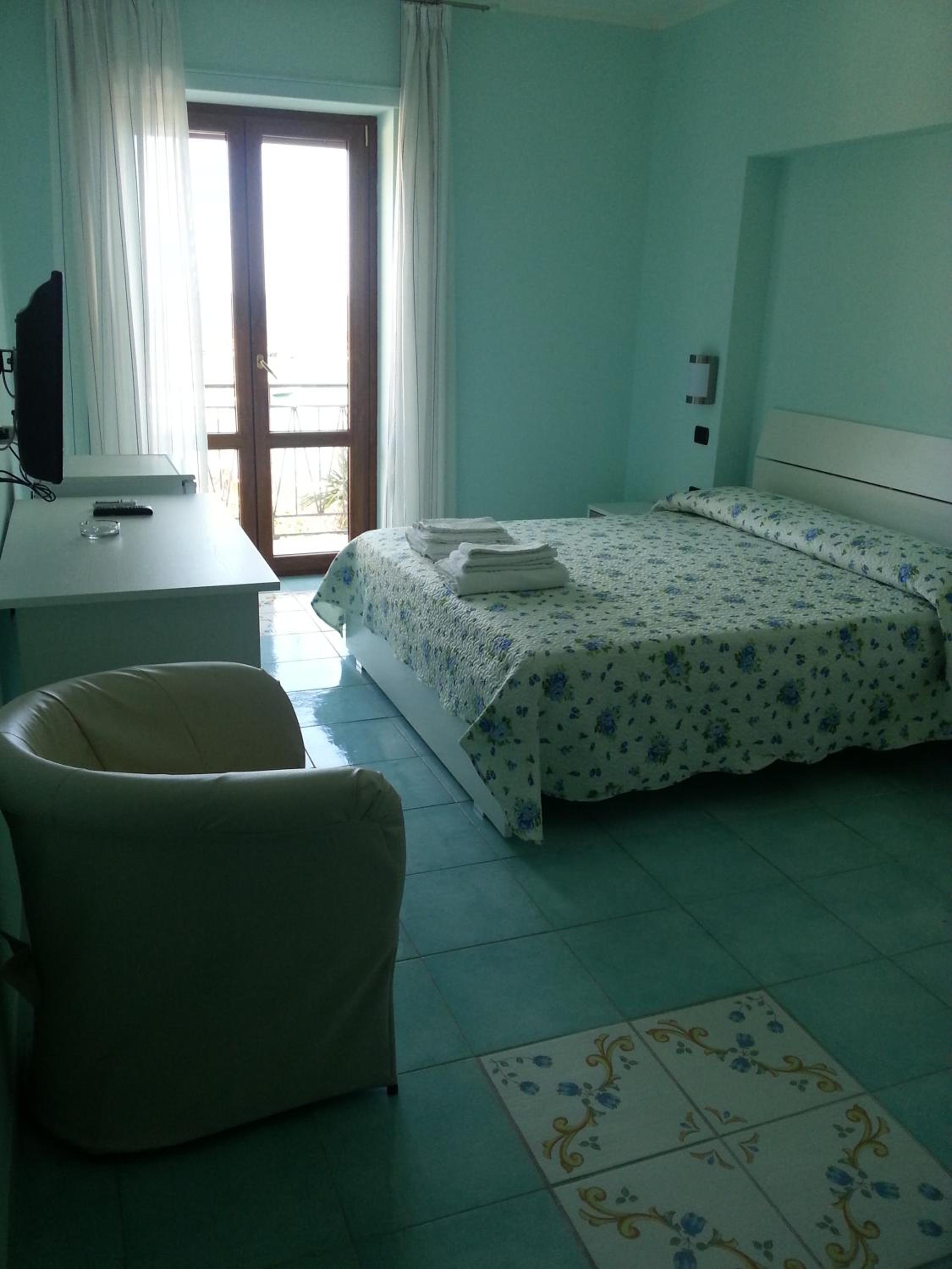 Quadruple Room photo 1