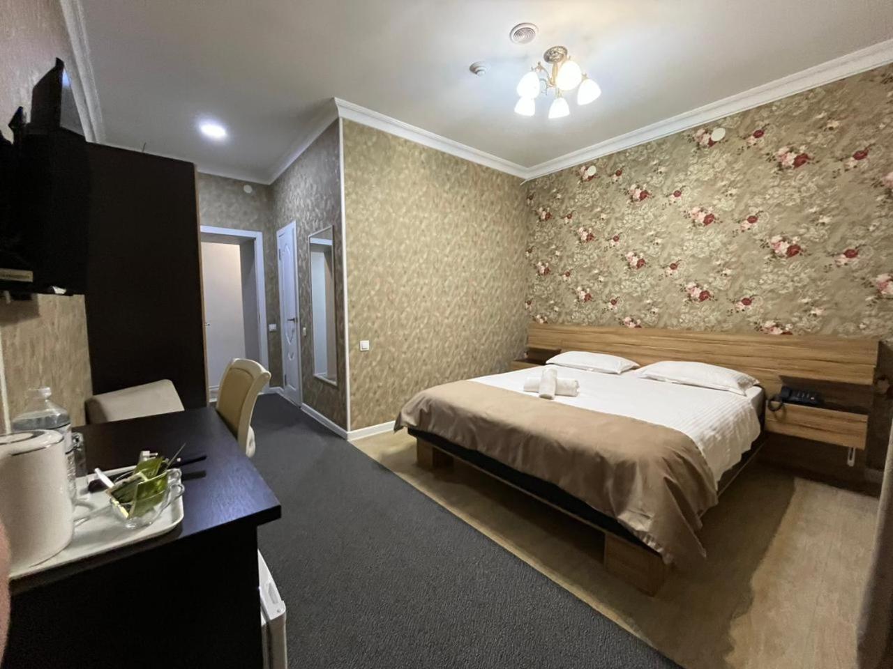 Economy Double Room photo 3