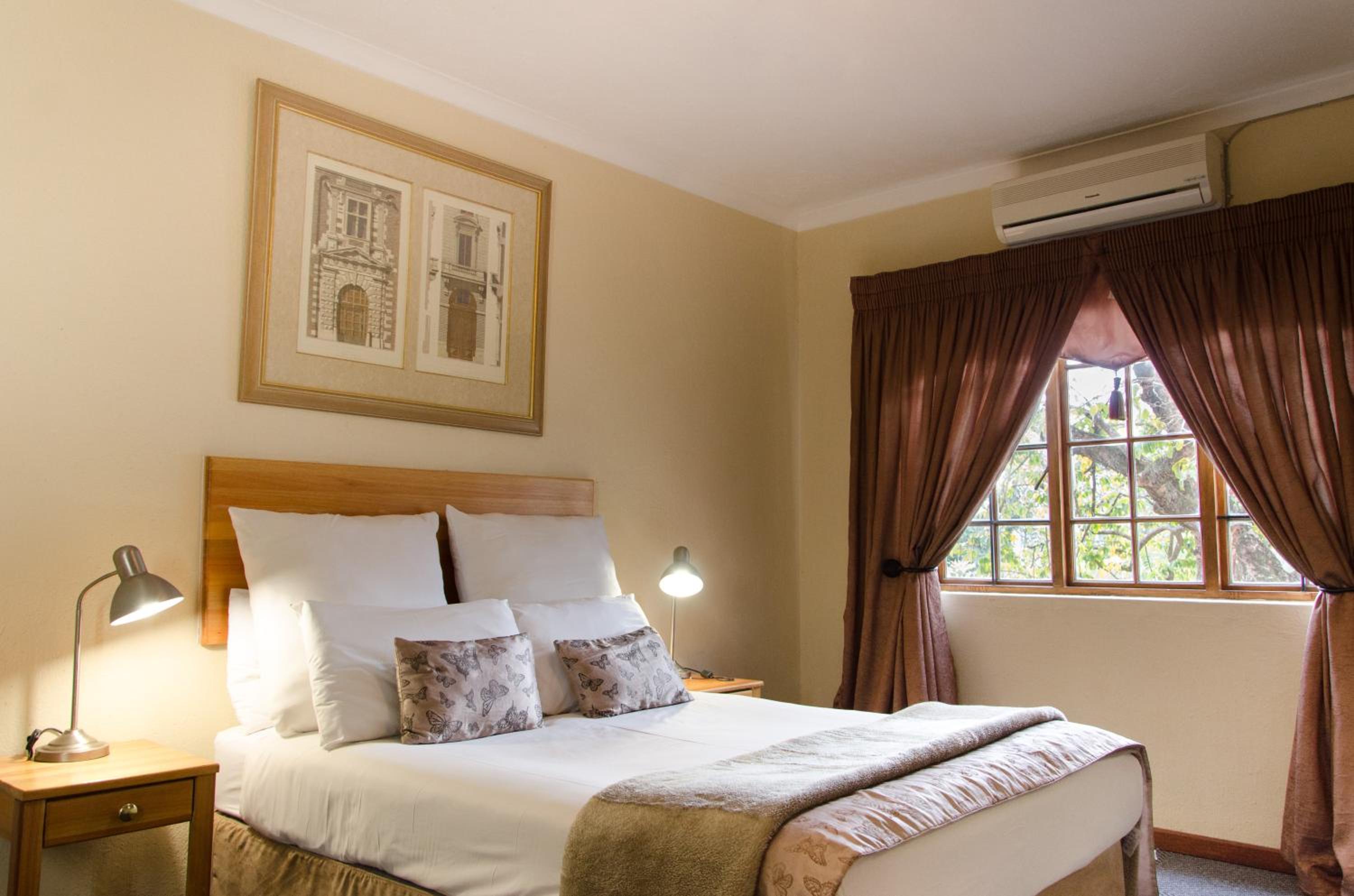 Standard Double Room photo 3