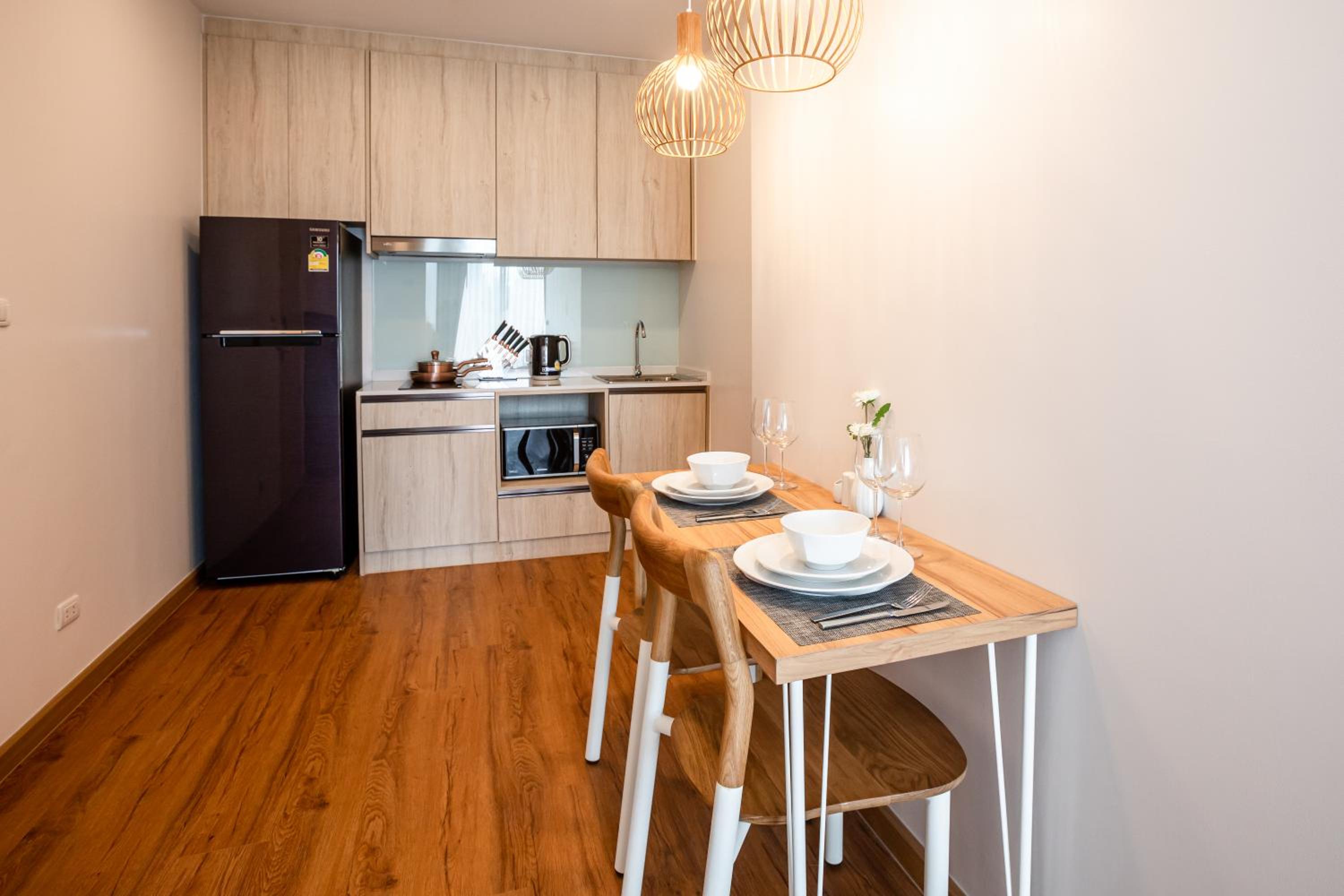 One Bedroom Deluxe - Photo 3