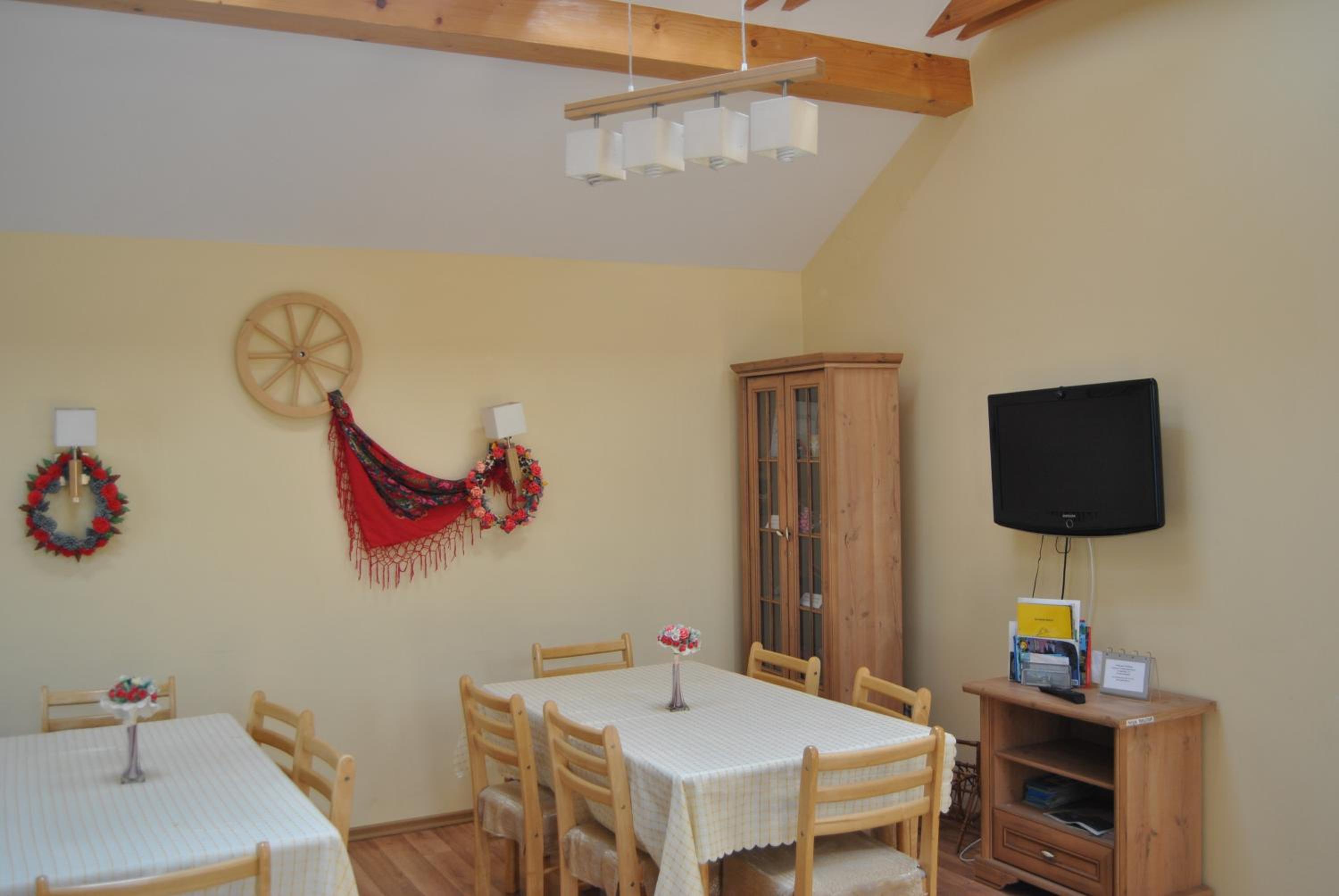 Twin Room - Photo 13