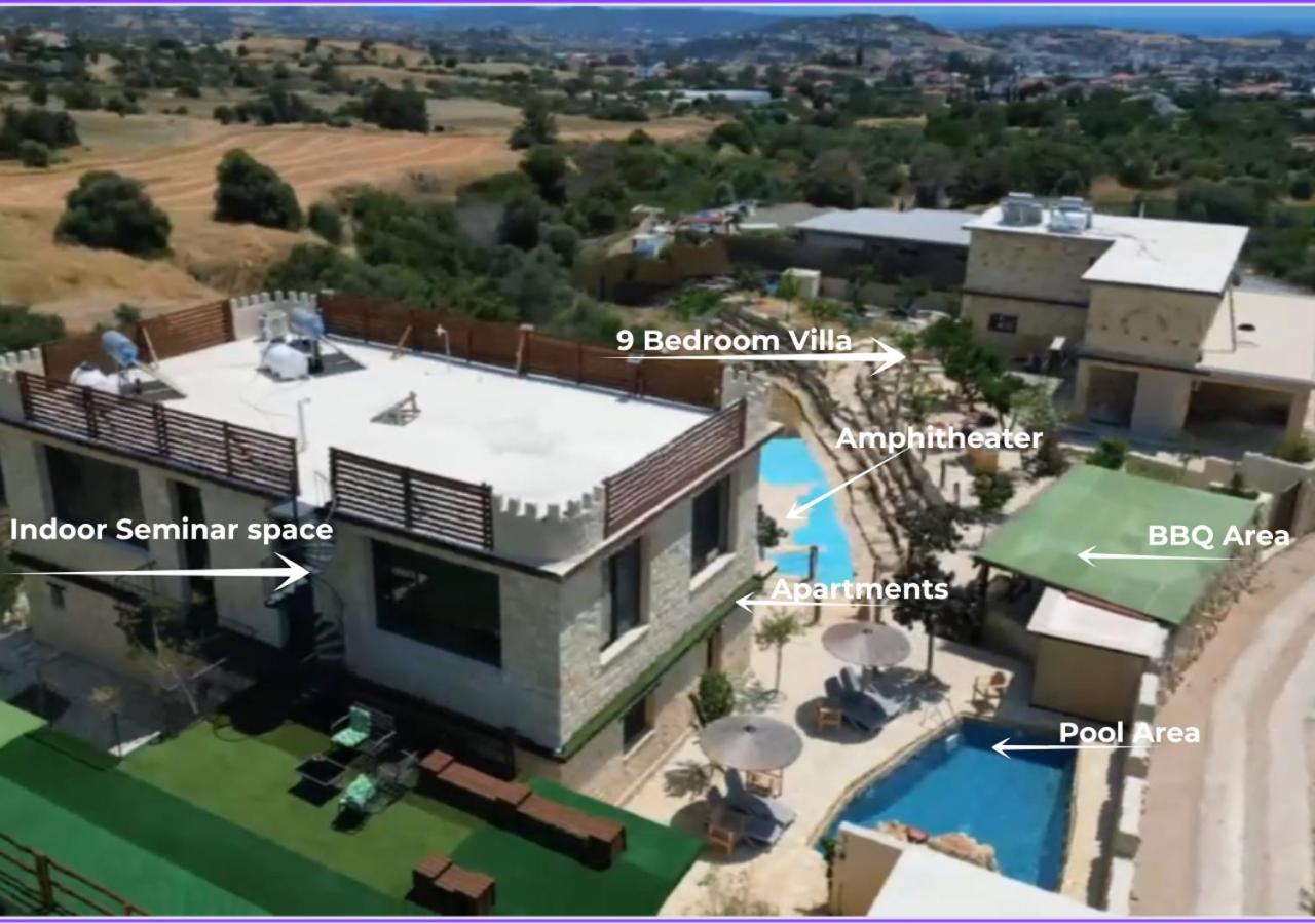 Deluxe Villa photo 3