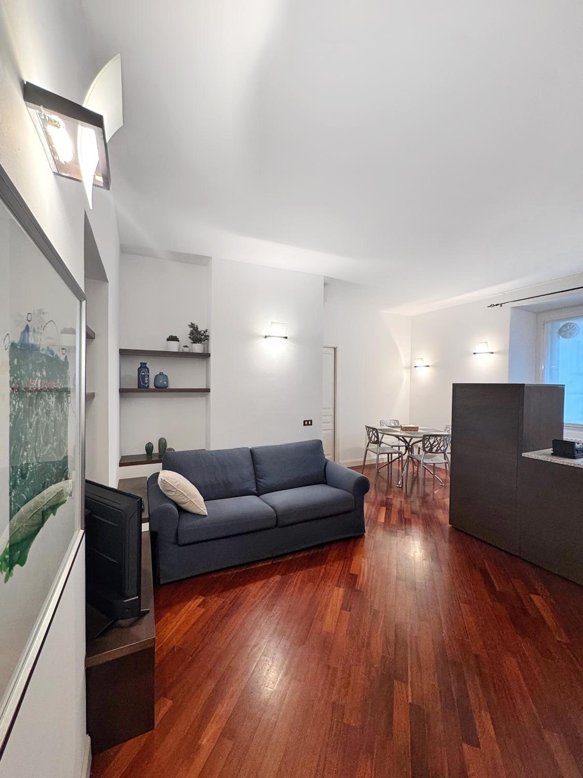 One-Bedroom Apartment