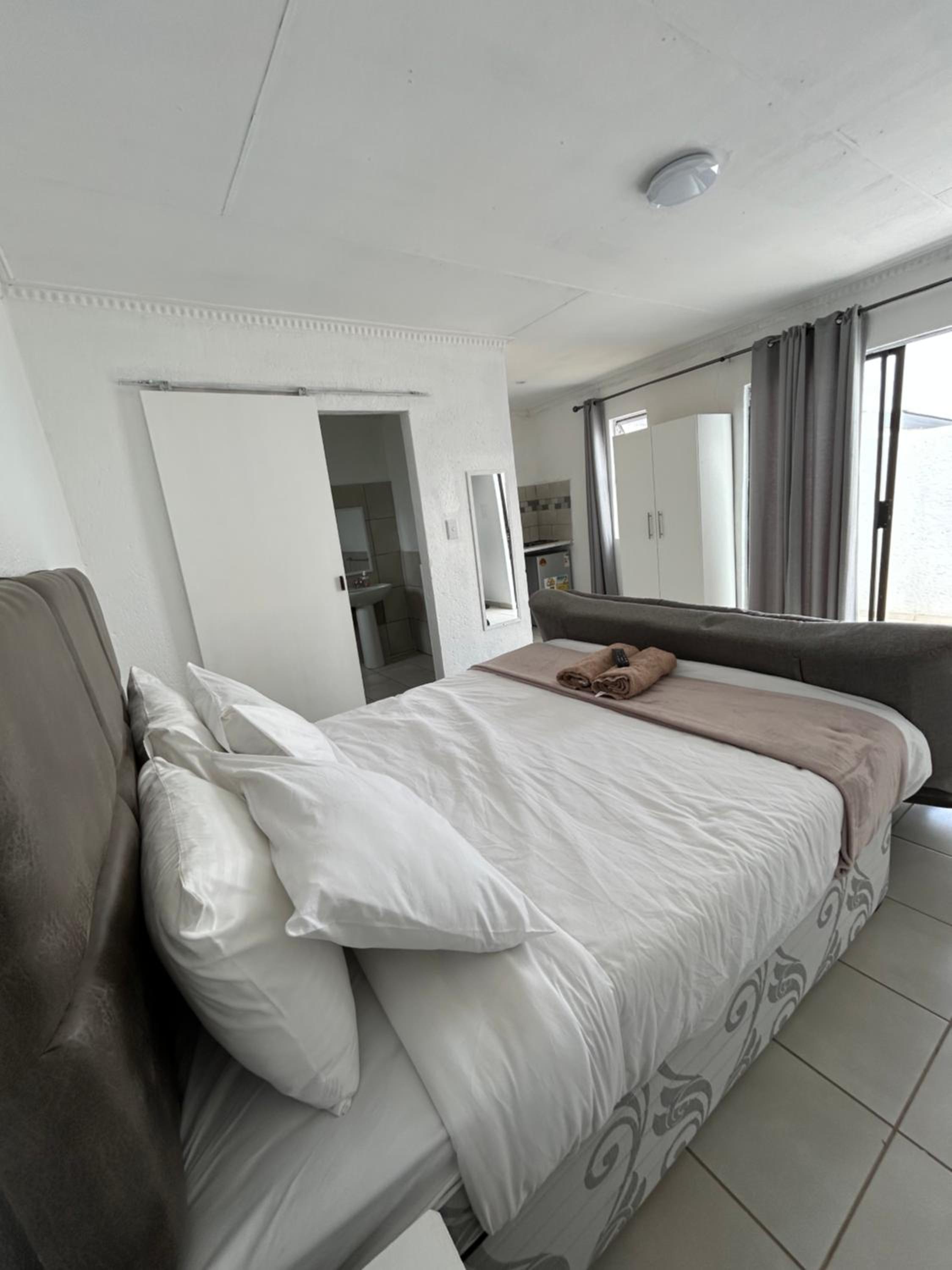 Double Room with Patio photo 1