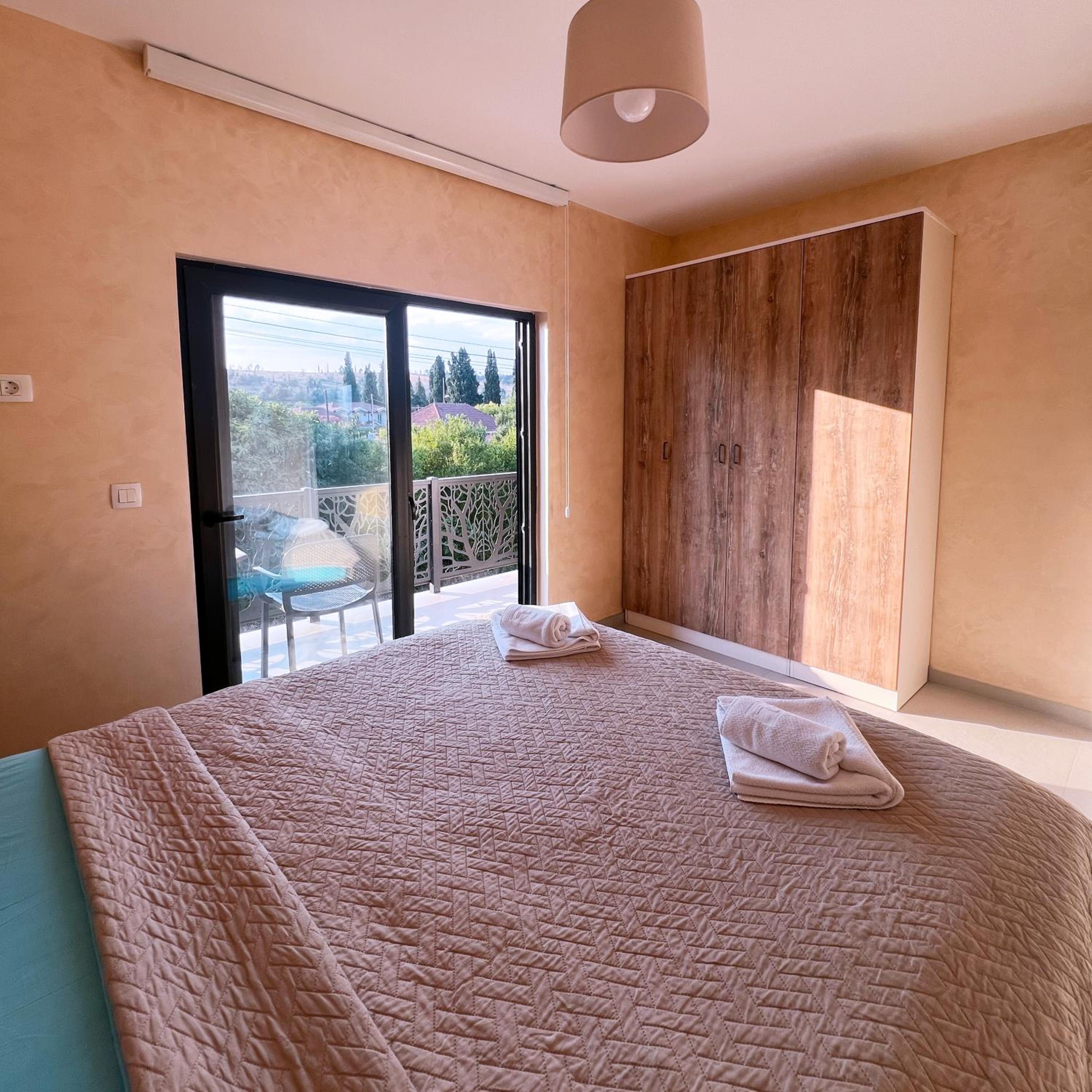 One-Bedroom Apartment with Terrace