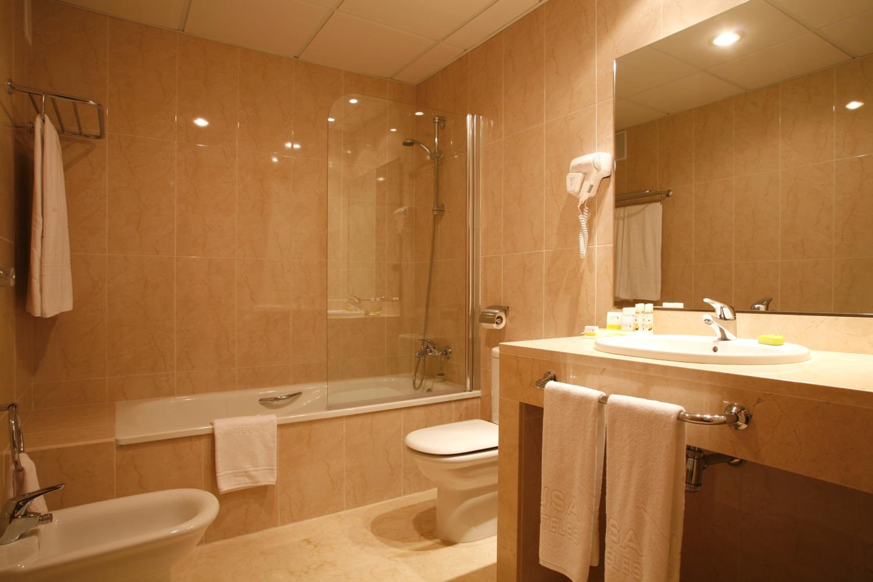Double or Twin Room photo 2