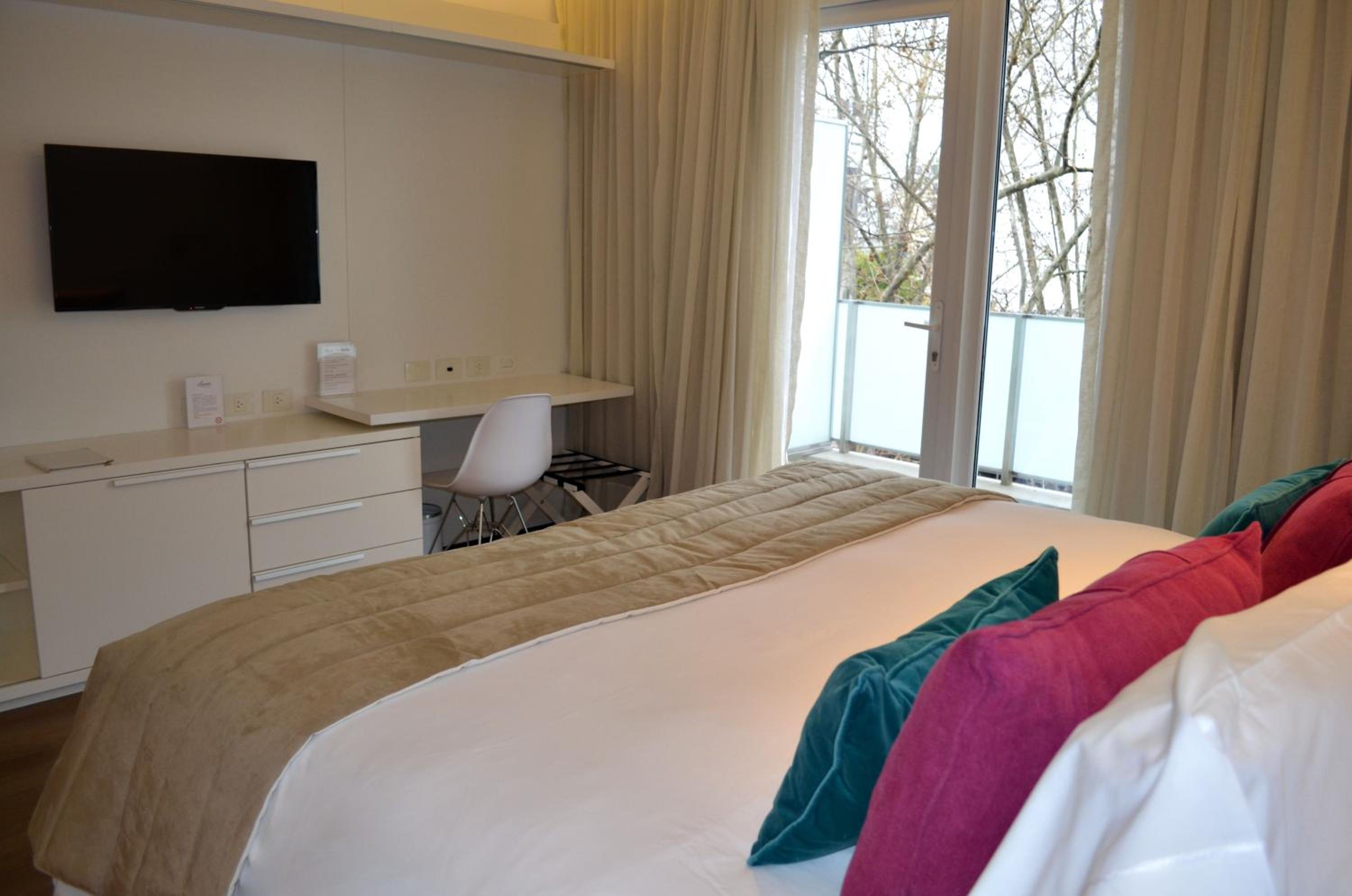 Classic Double or Twin Room photo 2