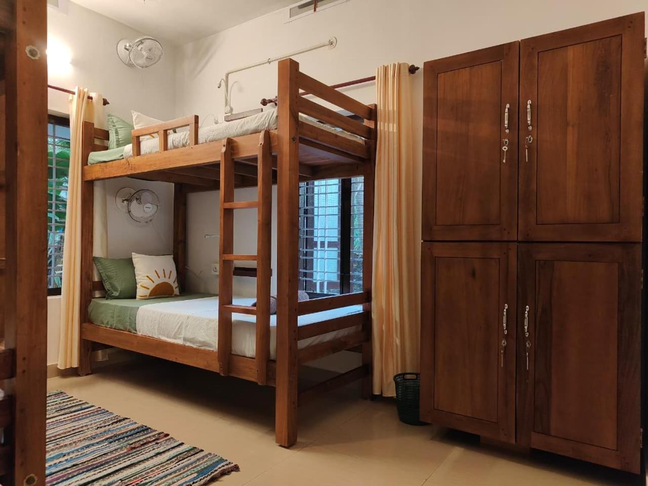 Bed in 4-Bed Mixed Dormitory Room photo 1