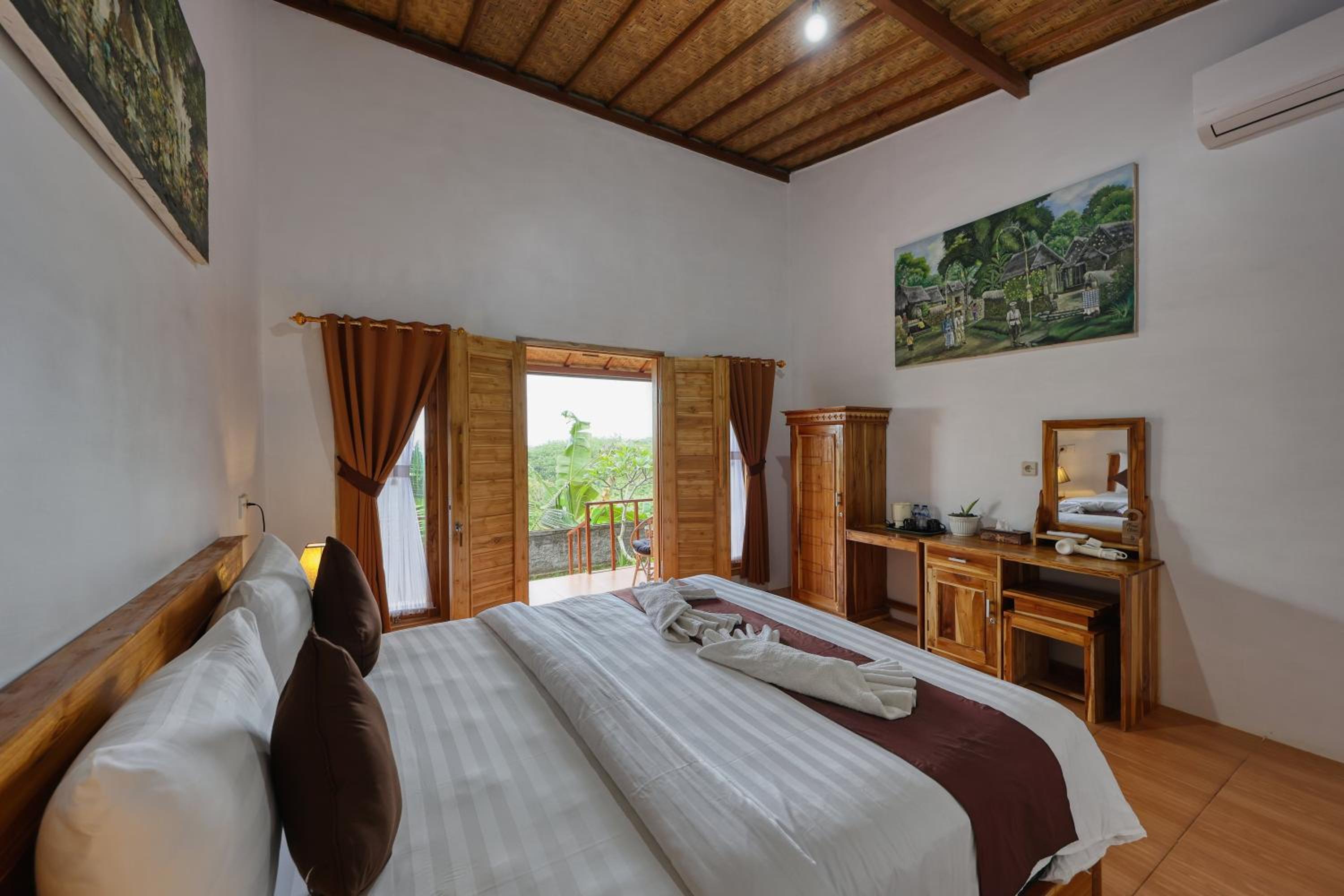 Deluxe Double Room - Photo 14